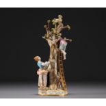 Meissen - "La cueillette" Polychrome porcelain group in its case, swords mark, 18th century.