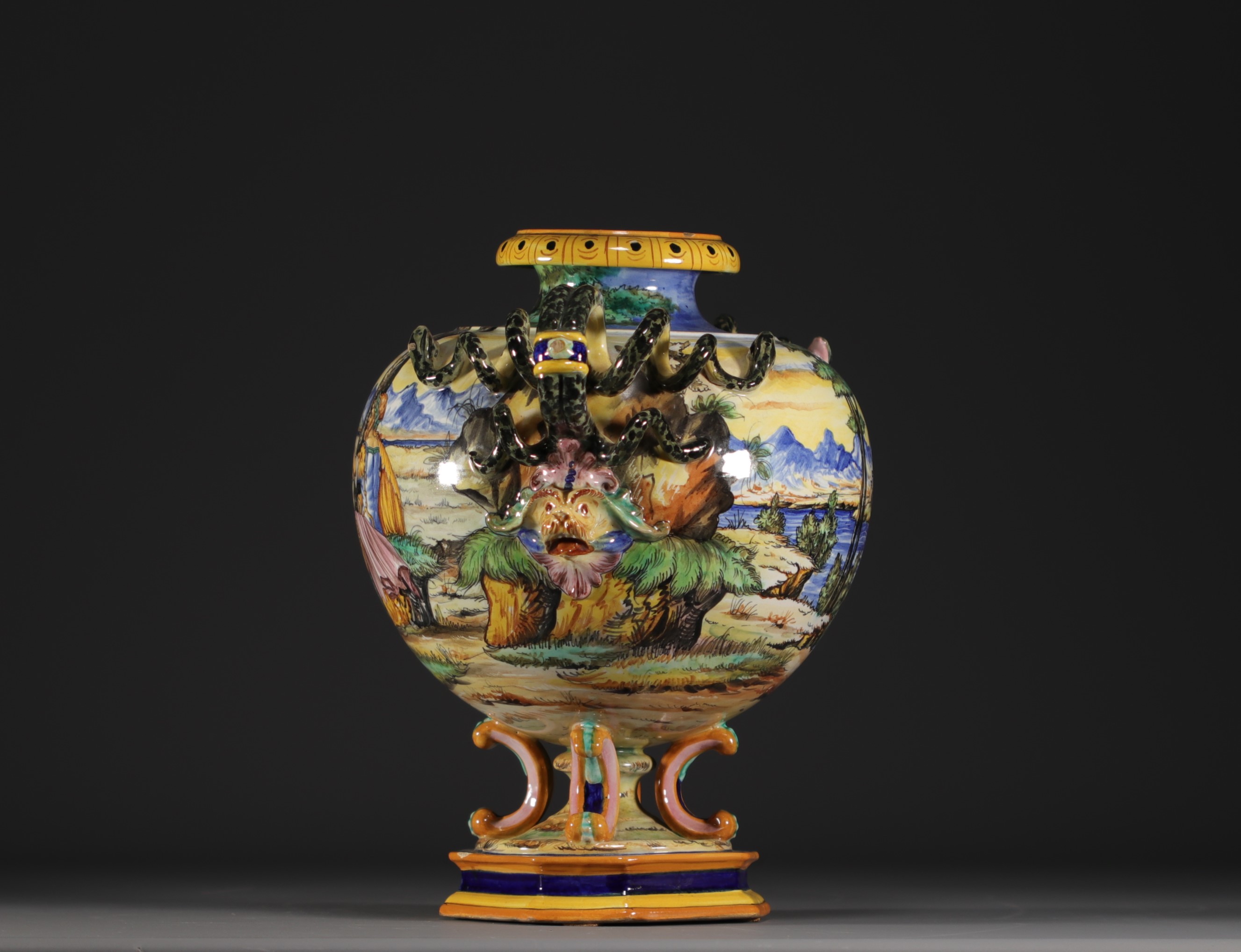 Albarello majolica urn vase decorated with antique scenes. - Image 4 of 5
