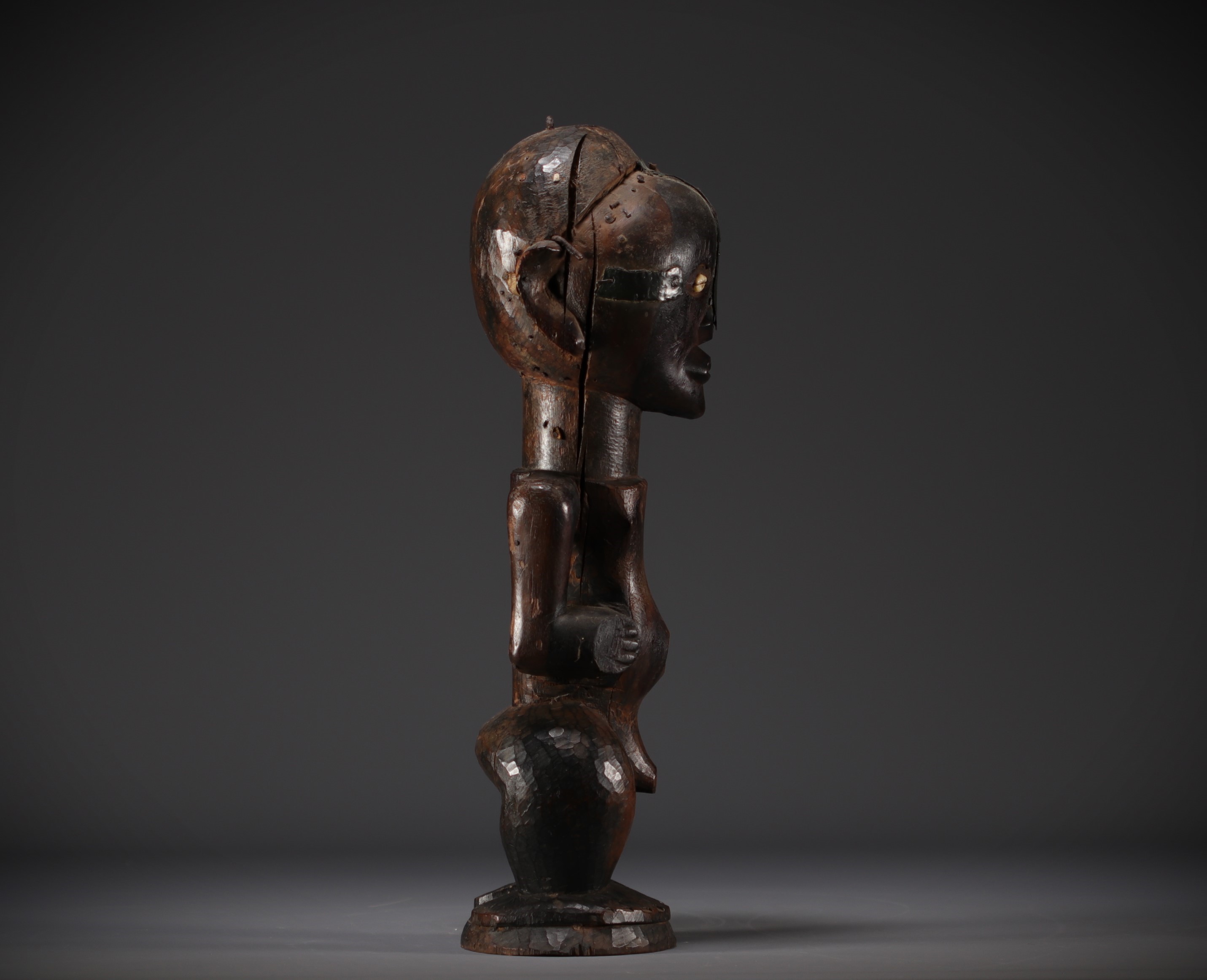 SONGYE male figure - style Sankuru/Lubefu style- Rep.Dem.Congo - Image 2 of 7