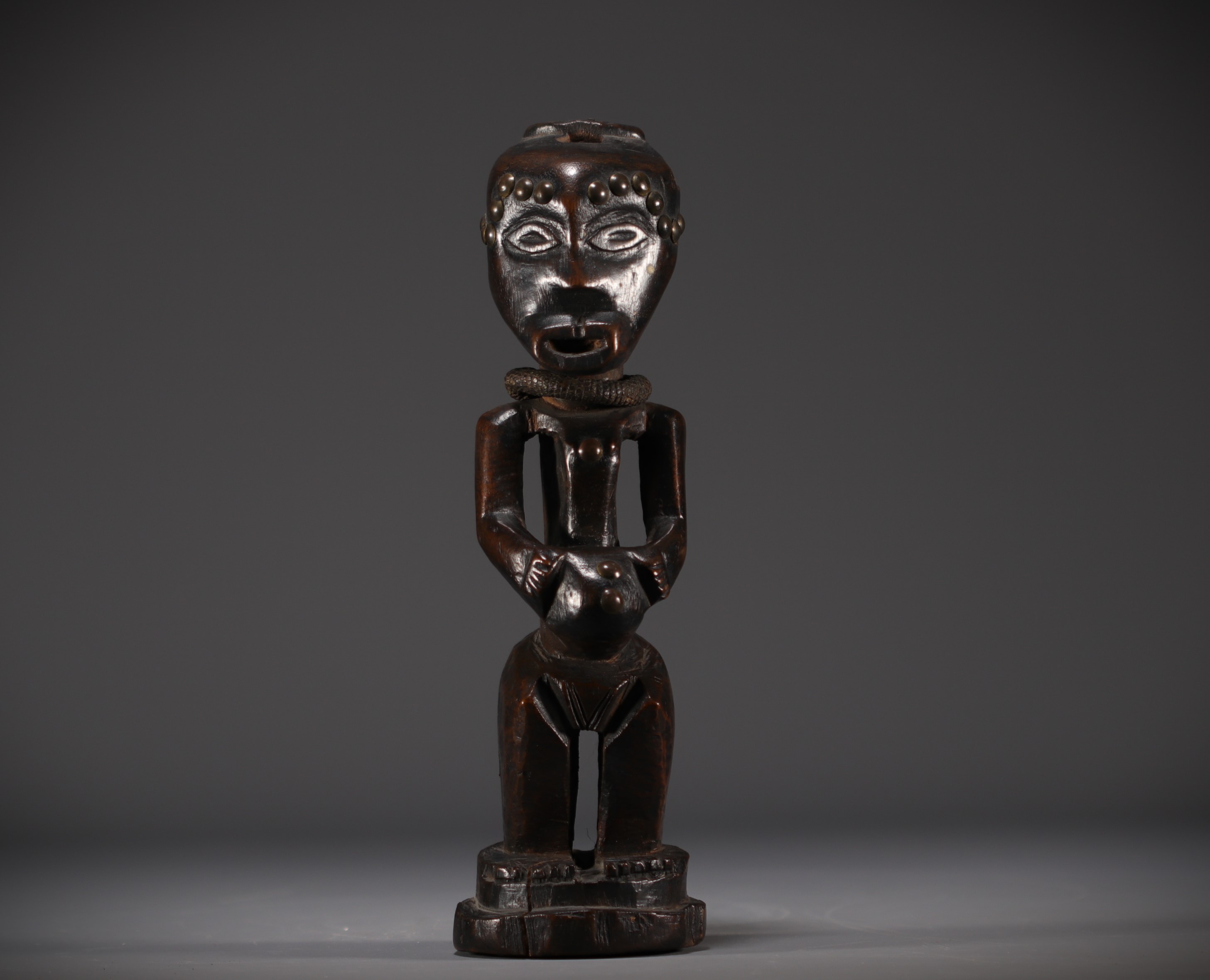 Statue SONGYE- collectee vers 1900 - Rep.Dem.Congo - Image 4 of 7