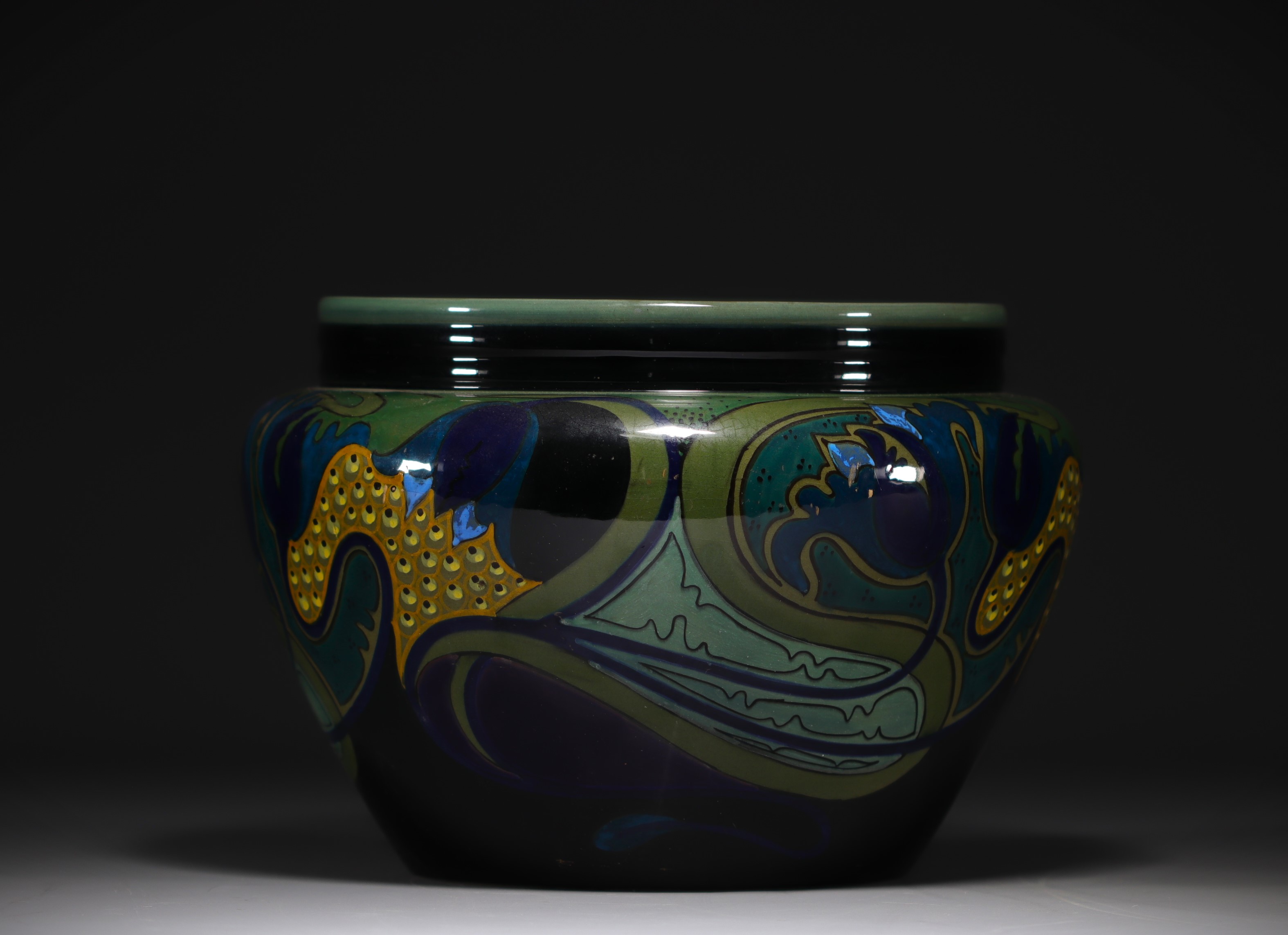 Art Nouveau ceramic vase or bowl from the Gouda factory in the Netherlands. - Image 2 of 6