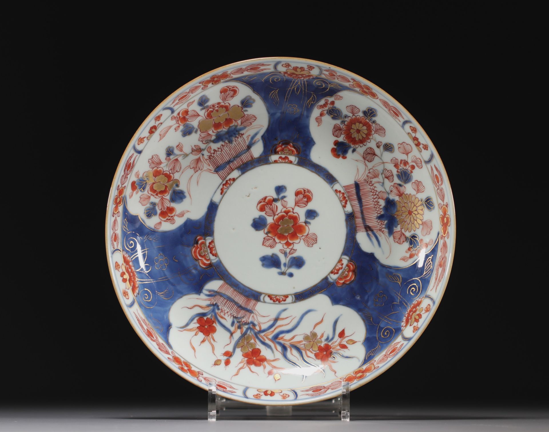 China - Porcelain plate, Imari design, 18th century.