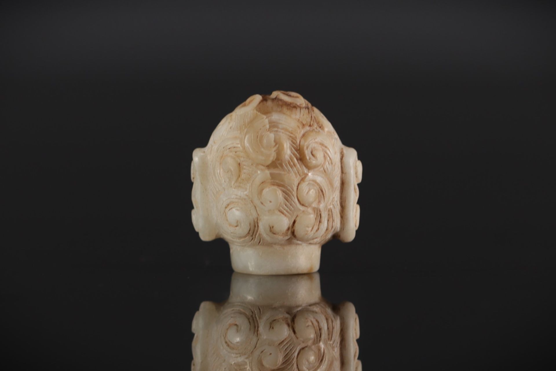 India - Carved jade head, 17th century - Image 3 of 6