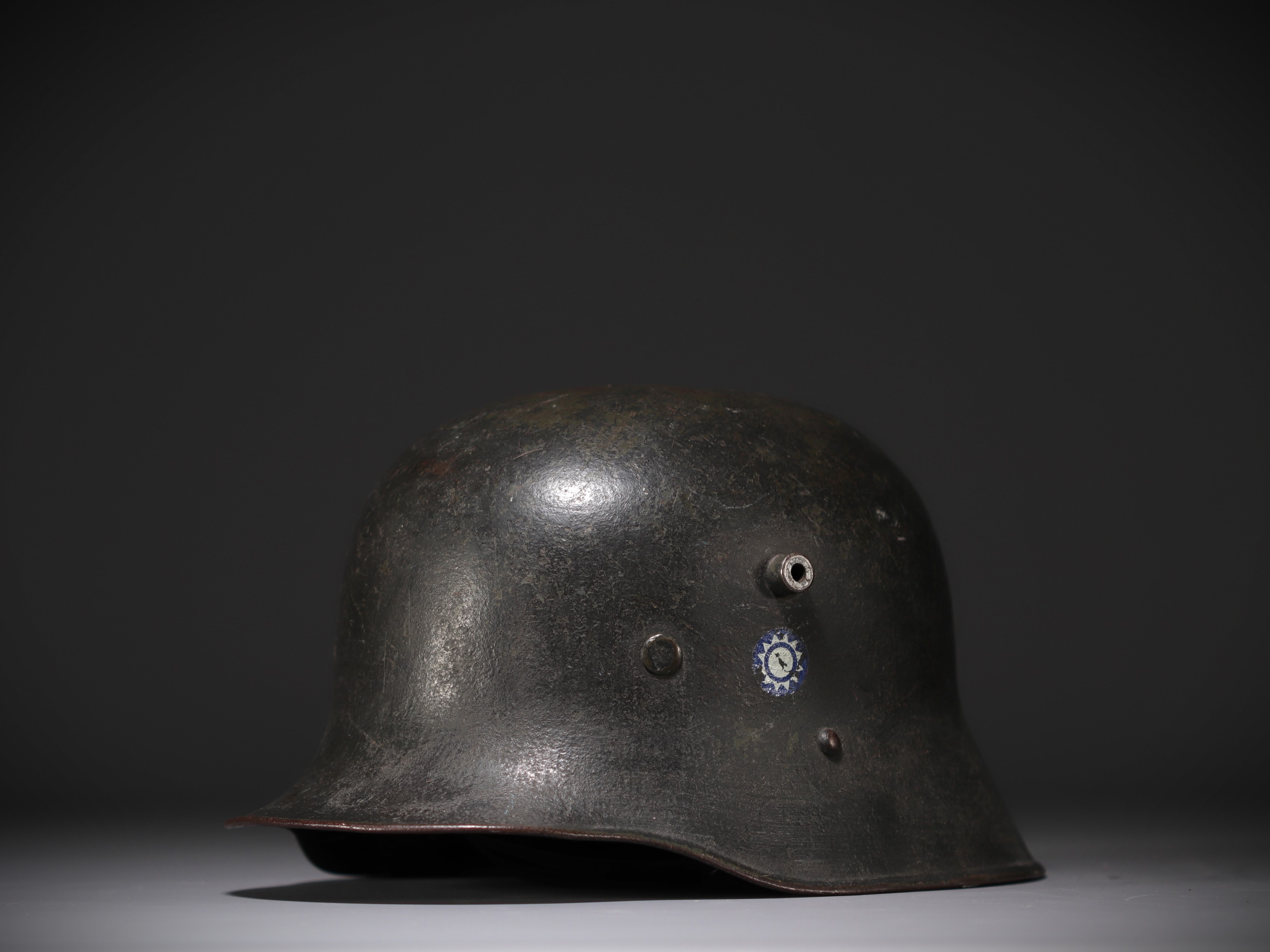 German helmet used by China during Sino-German cooperation.