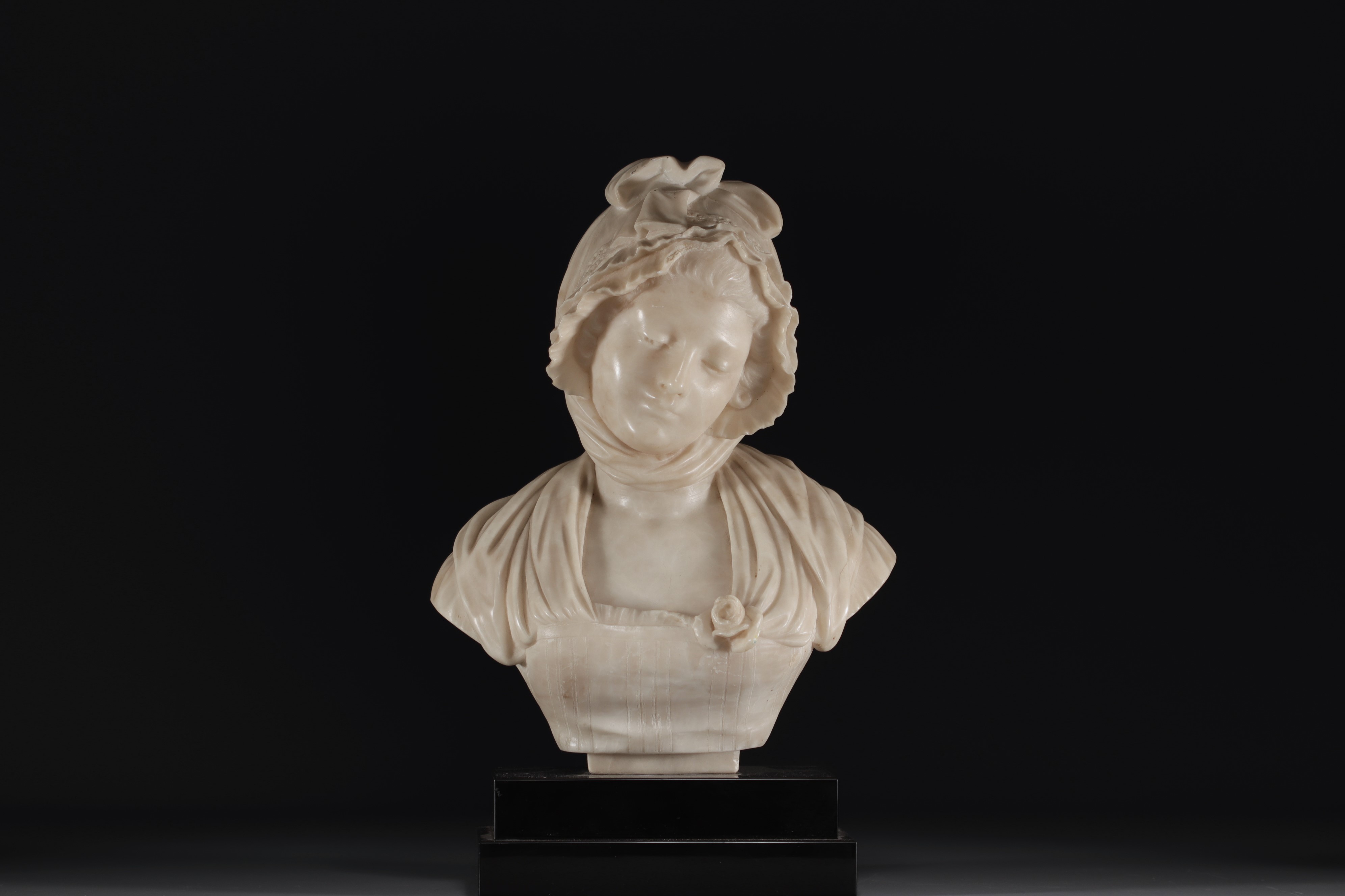 Jean Baptiste GREUZE (after) "Buste de jeune dame" in marble, late 19th century. - Image 2 of 4