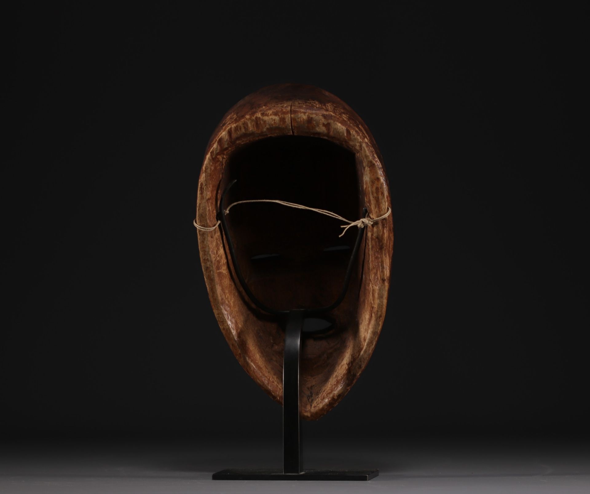 Gabon - Vouvi mask in carved wood, Michel Boulanger collection Liege - Bild 4 aus 4