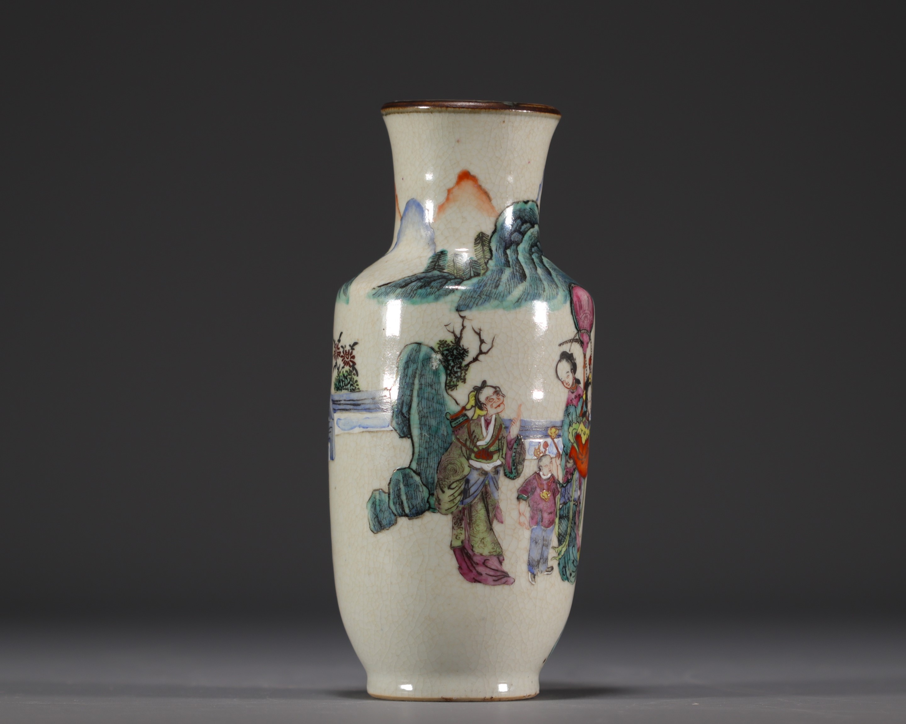 China - Polychrome porcelain vase with figures in a mountain landscape, Nanking. - Image 4 of 5