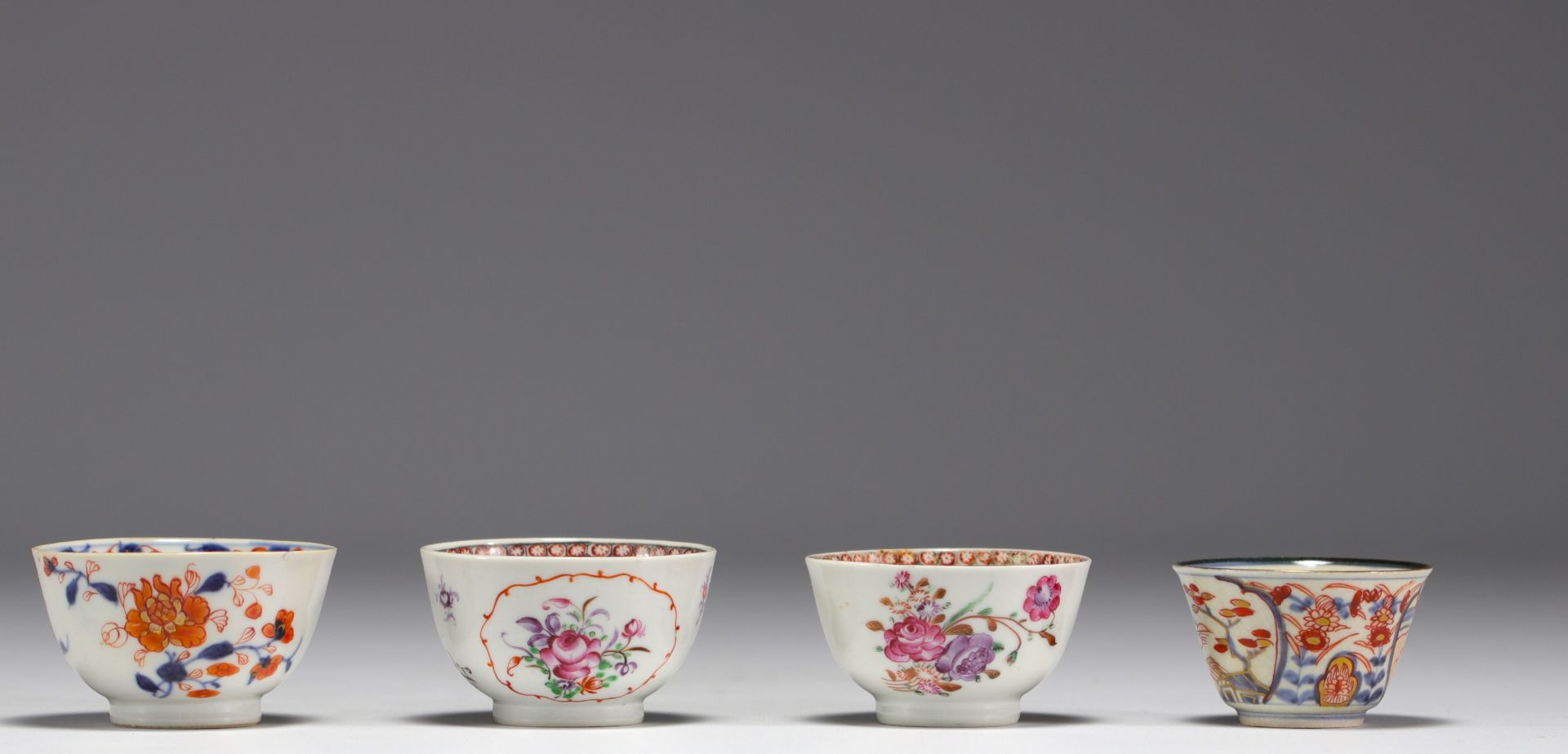 China - Set of various pieces of polychrome porcelain, 18th century. - Bild 2 aus 4