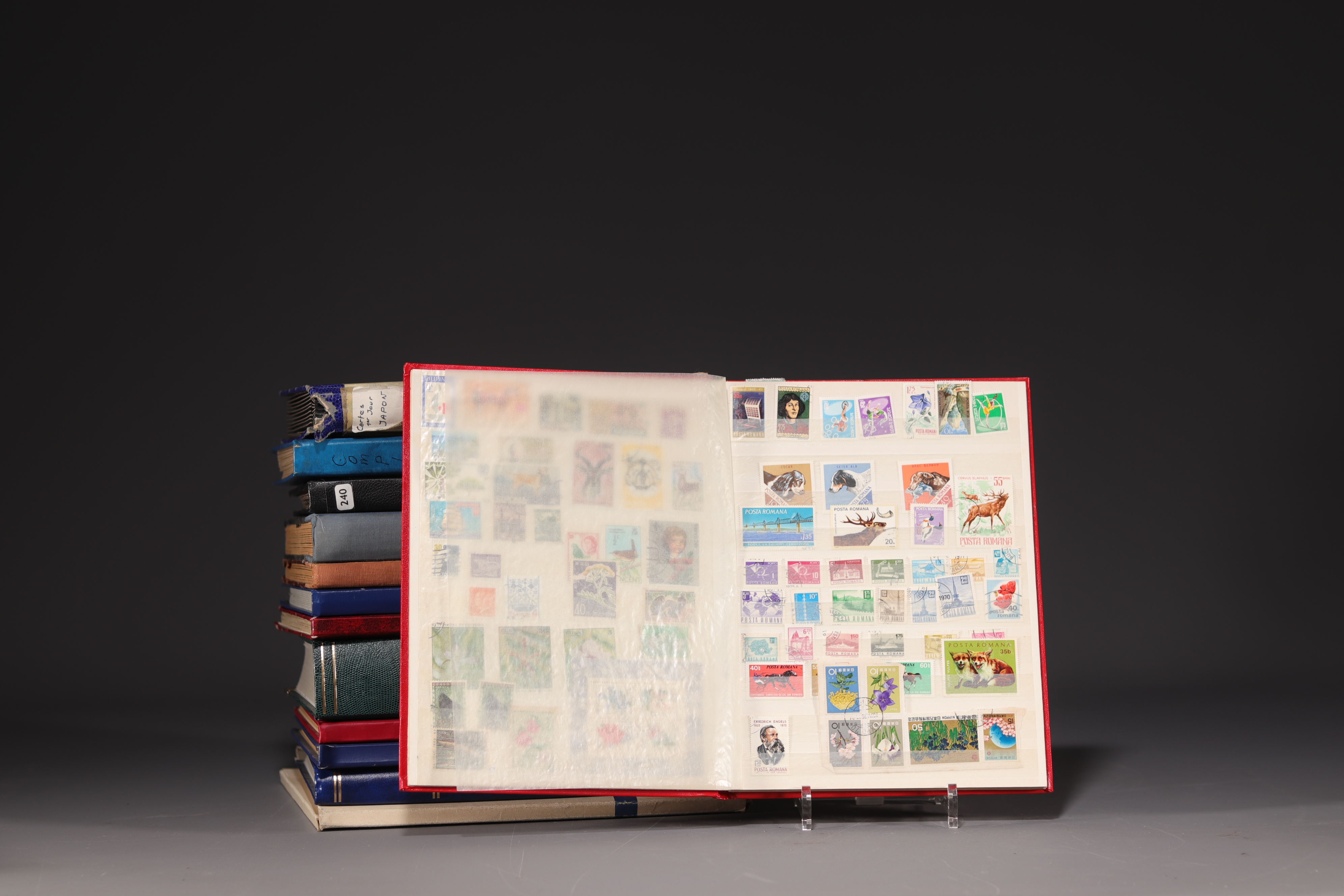 Set of 21 albums of world stamps, China, Japan, Middle East, Europe, etc. (Batch 1) - Bild 4 aus 14