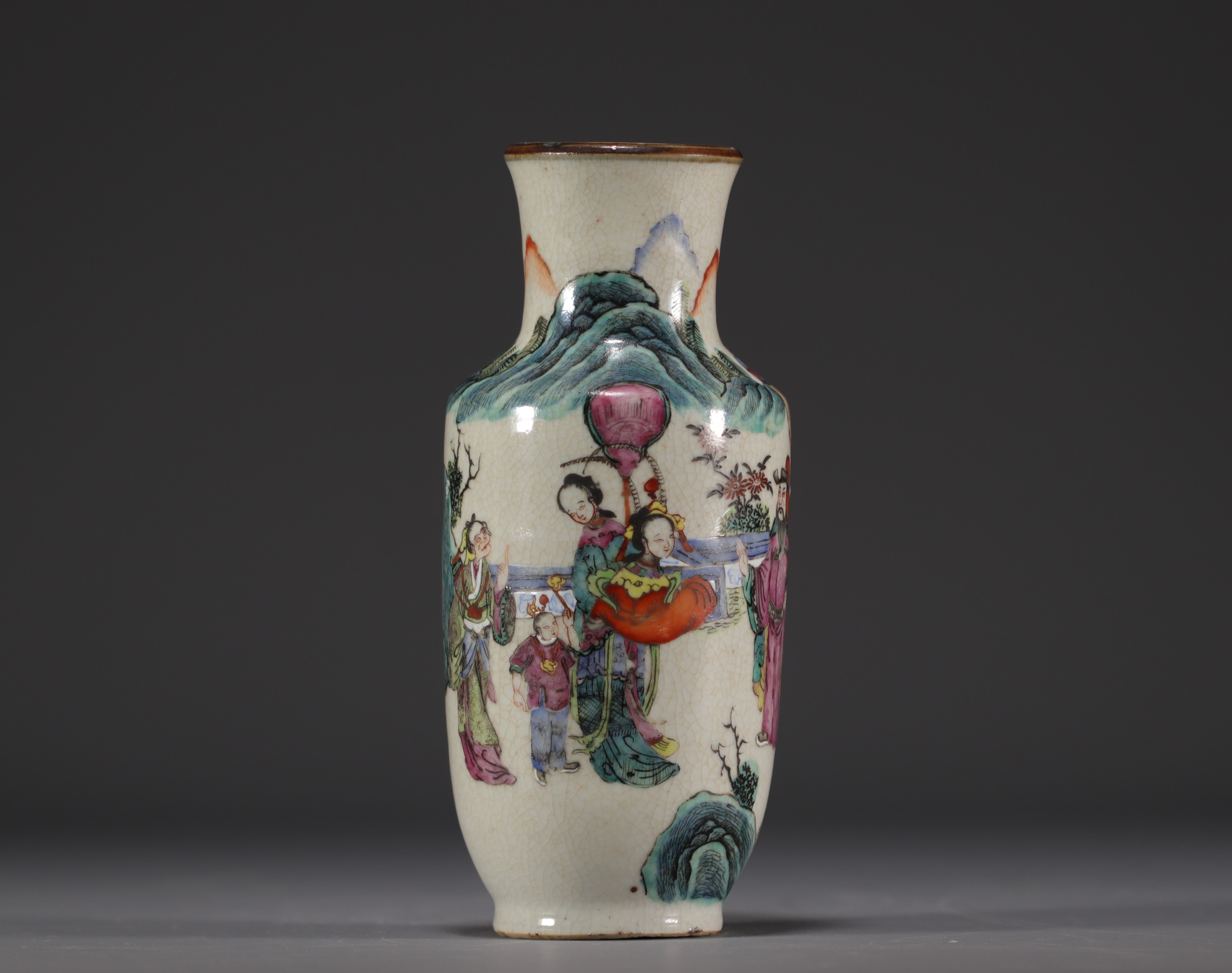 China - Polychrome porcelain vase with figures in a mountain landscape, Nanking. - Image 3 of 5