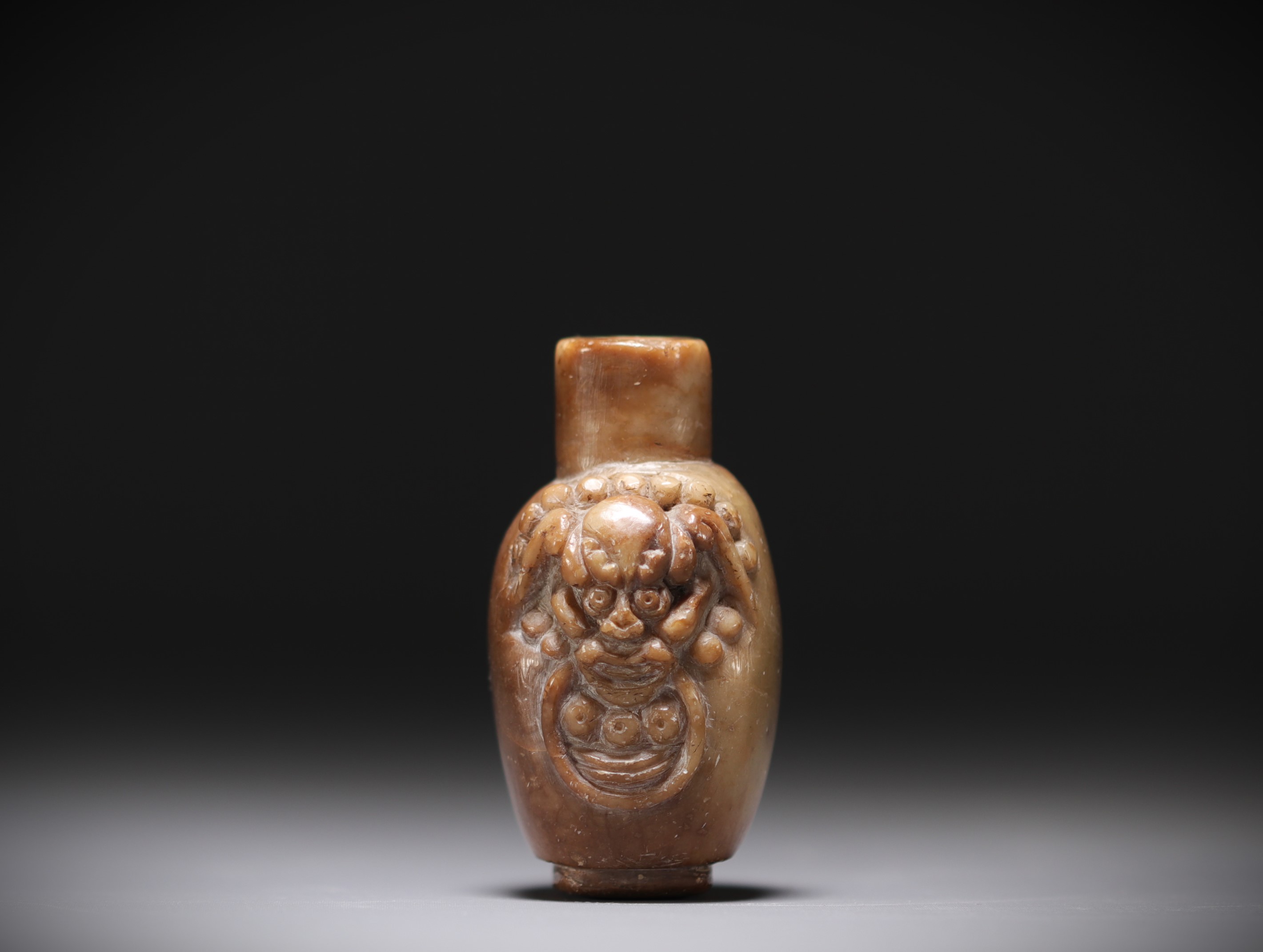 China - Soapstone snuffbox, Ming period - Image 3 of 4