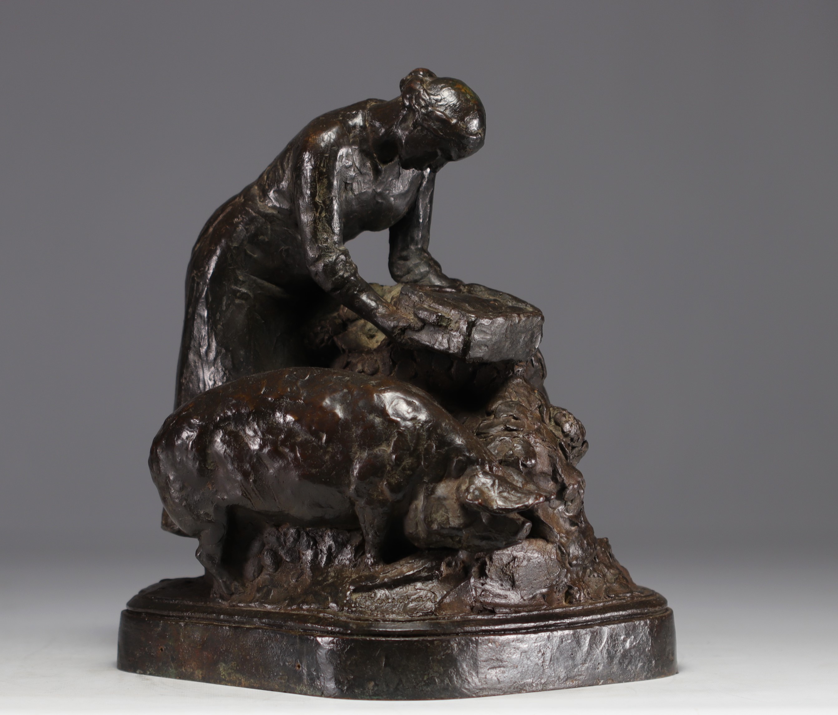 Henri Louis BOUCHARD (1875-1960) "The farmer feeding her pigs" Bronze sculpture - Image 6 of 8