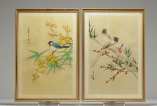 China - Set of two bird prints on rice paper.
