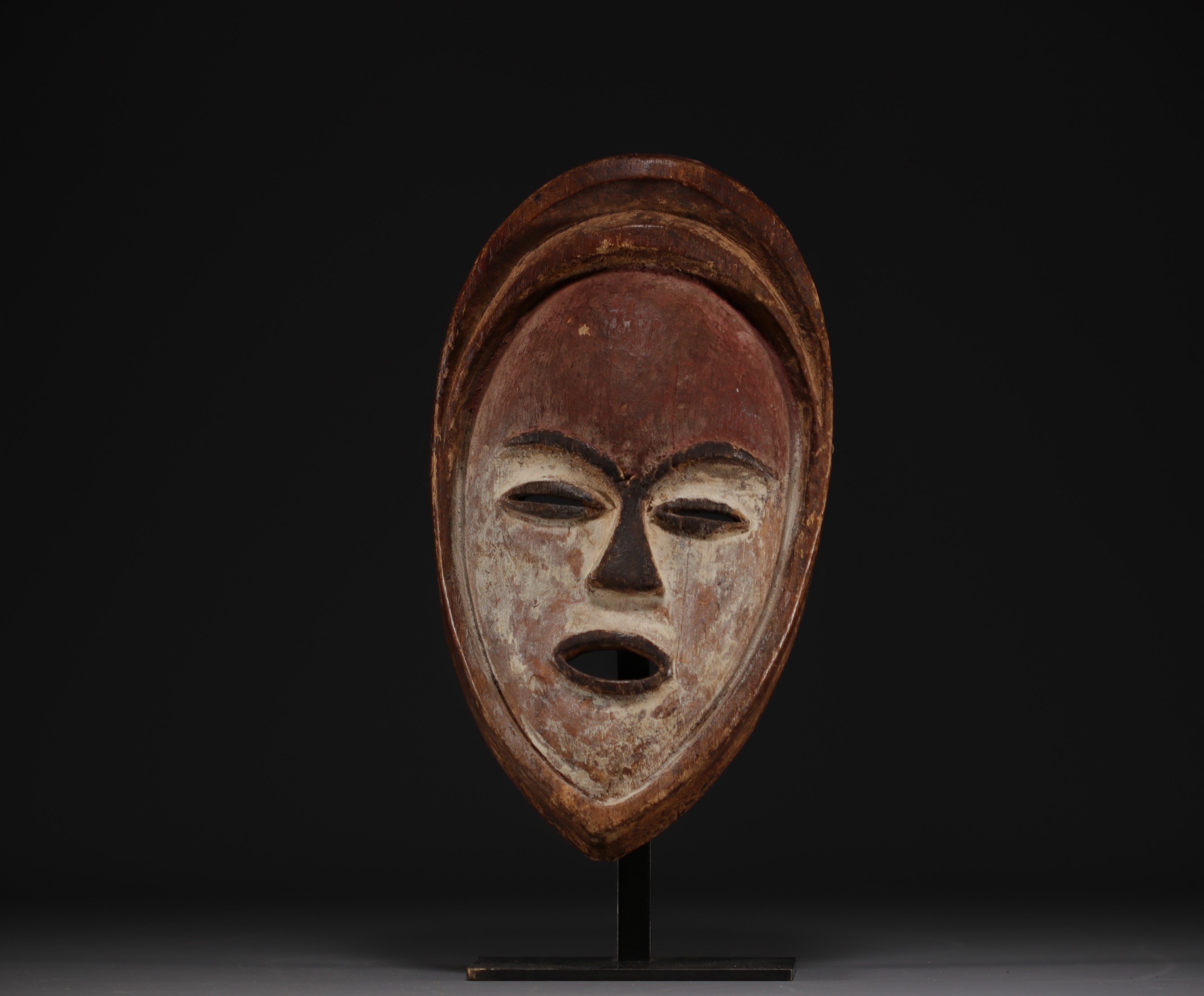 Gabon - Vouvi mask in carved wood, Michel Boulanger collection Liege - Image 3 of 4