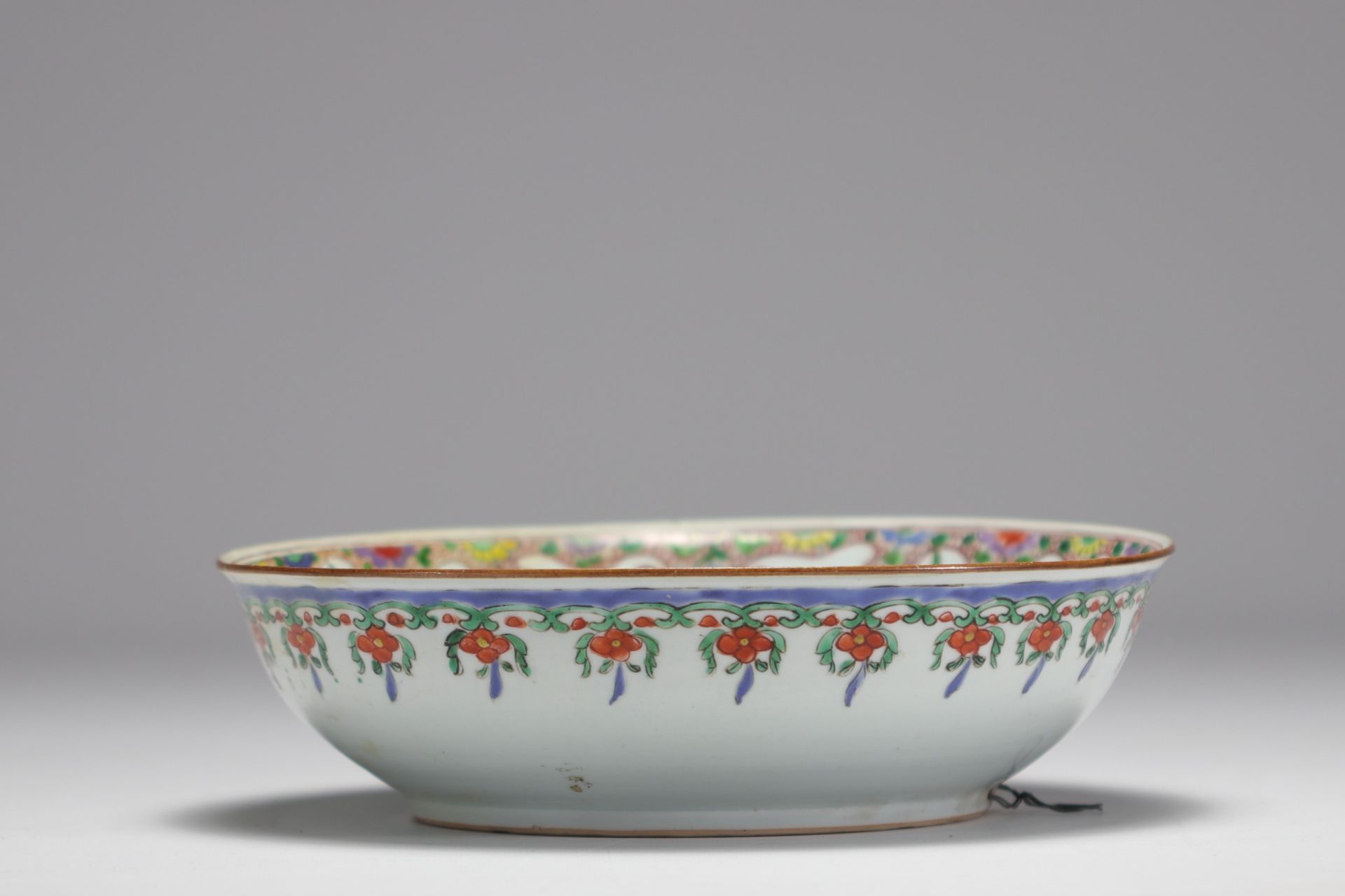 China - Kangxi period porcelain dish. - Bild 2 aus 3