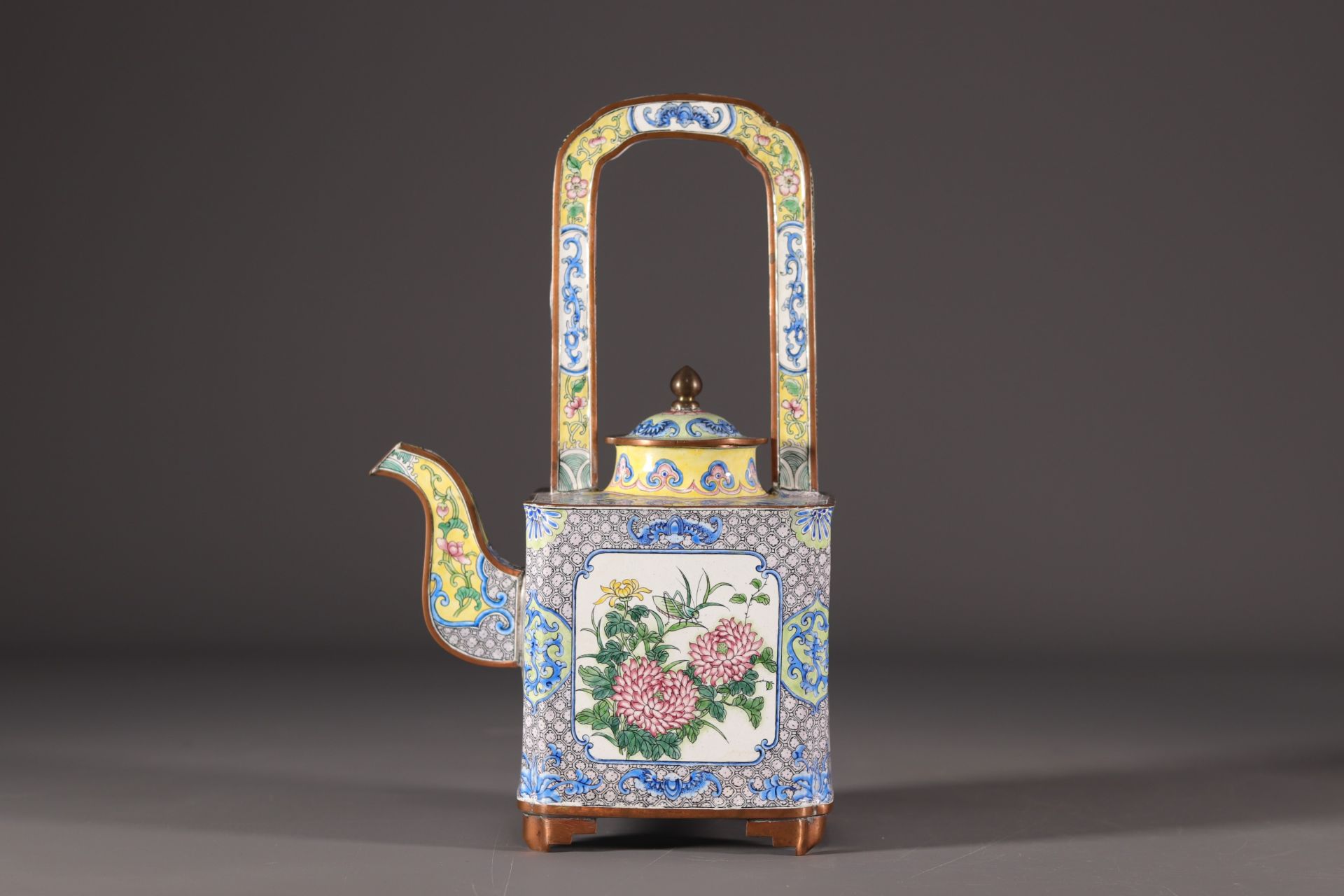 China - Large cloisonne enamel teapot with floral design. - Bild 5 aus 5