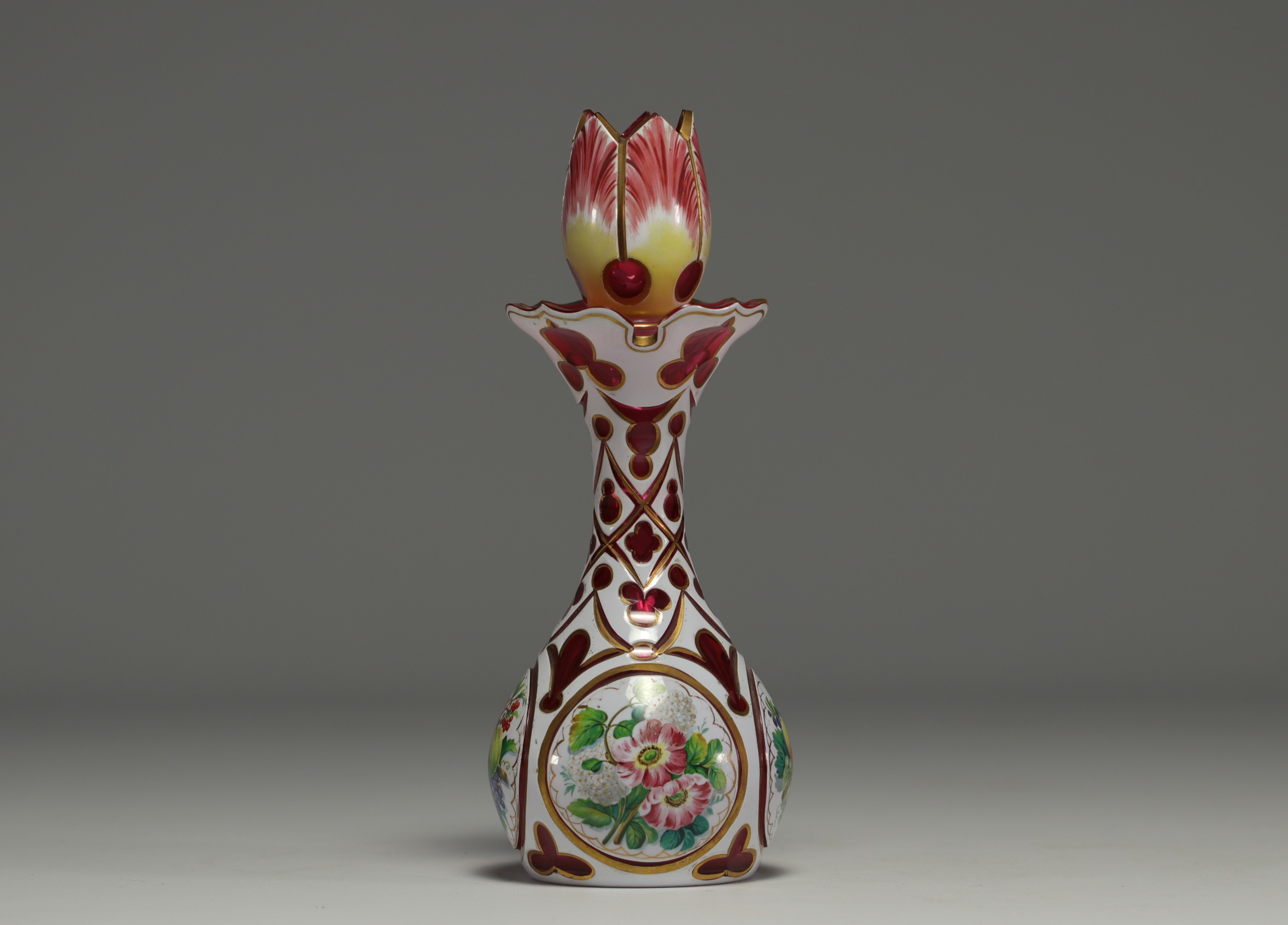 Overlay crystal decanter and stopper decorated with flowers, Napoleon III period - Image 3 of 4