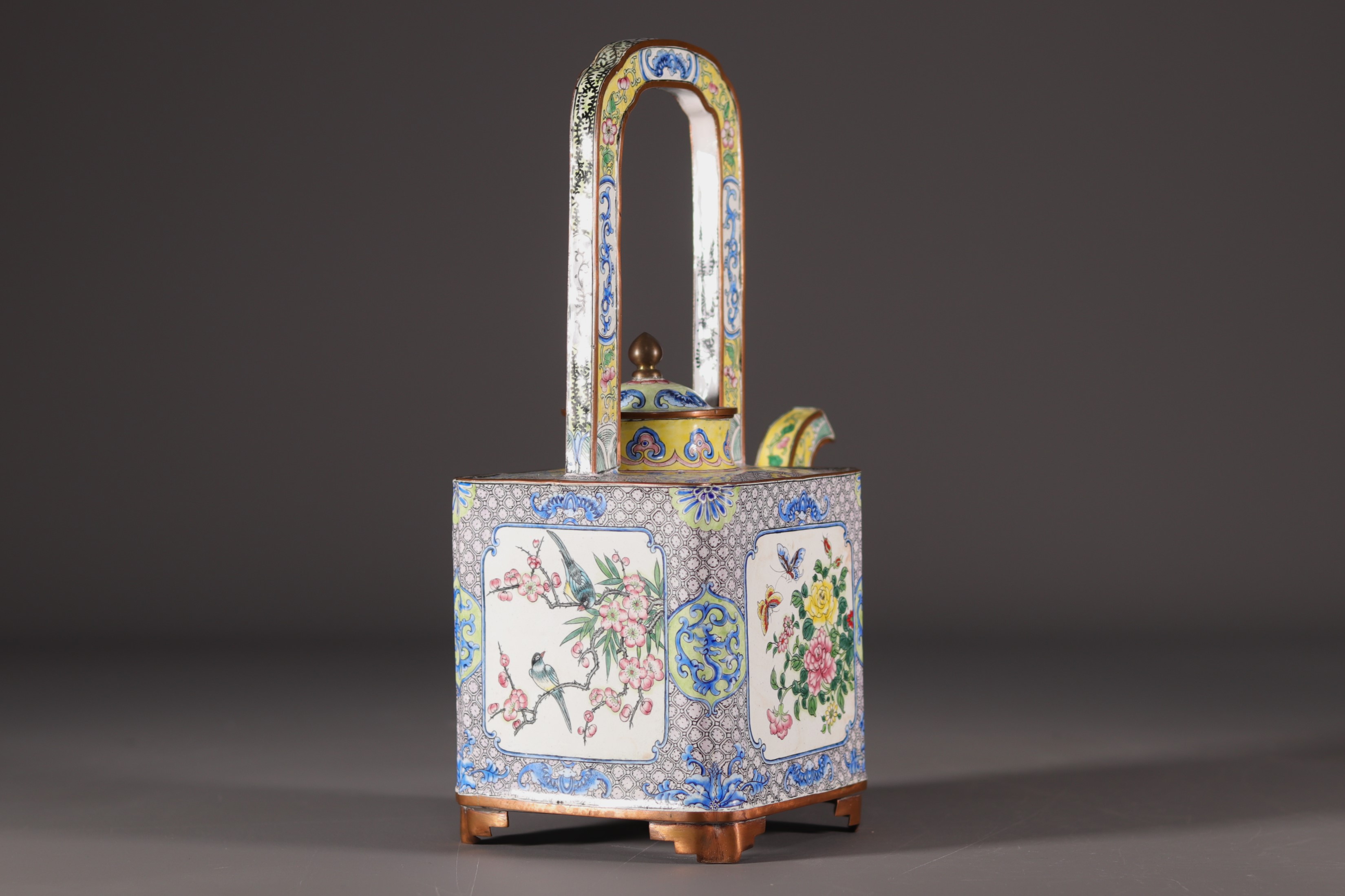 China - Large cloisonne enamel teapot with floral design. - Image 3 of 5