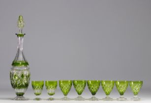Val Saint Lambert - Beautiful decanter and various crystal glasses.