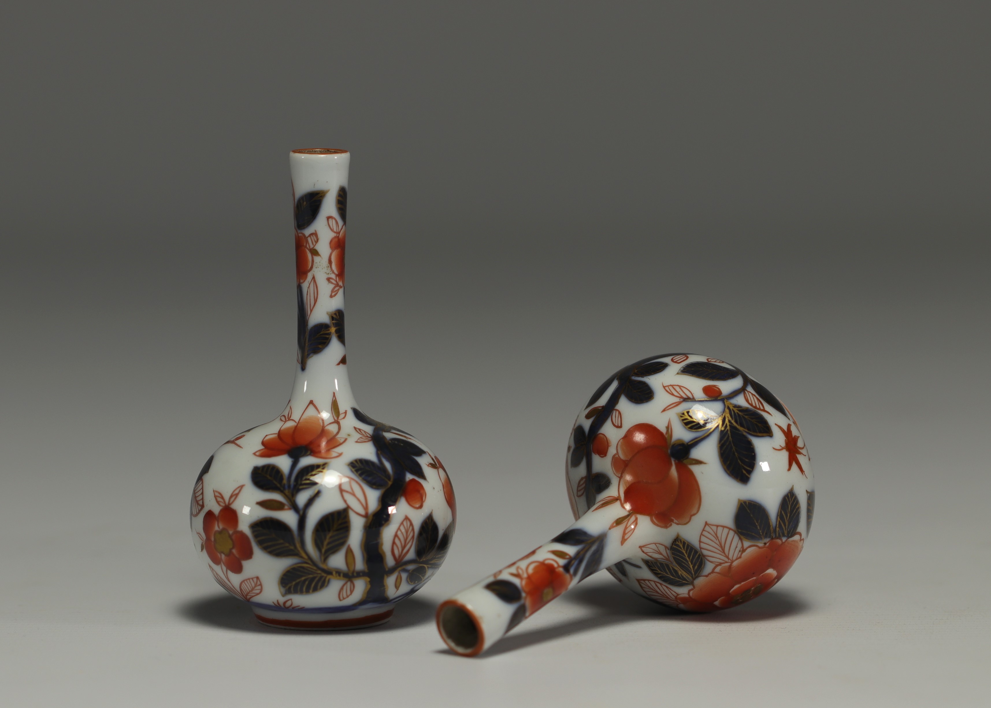 Japan - Set of four vases and an ink box. - Image 3 of 10