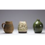 Set of two vases and a jug in glazed ceramic and terracotta.