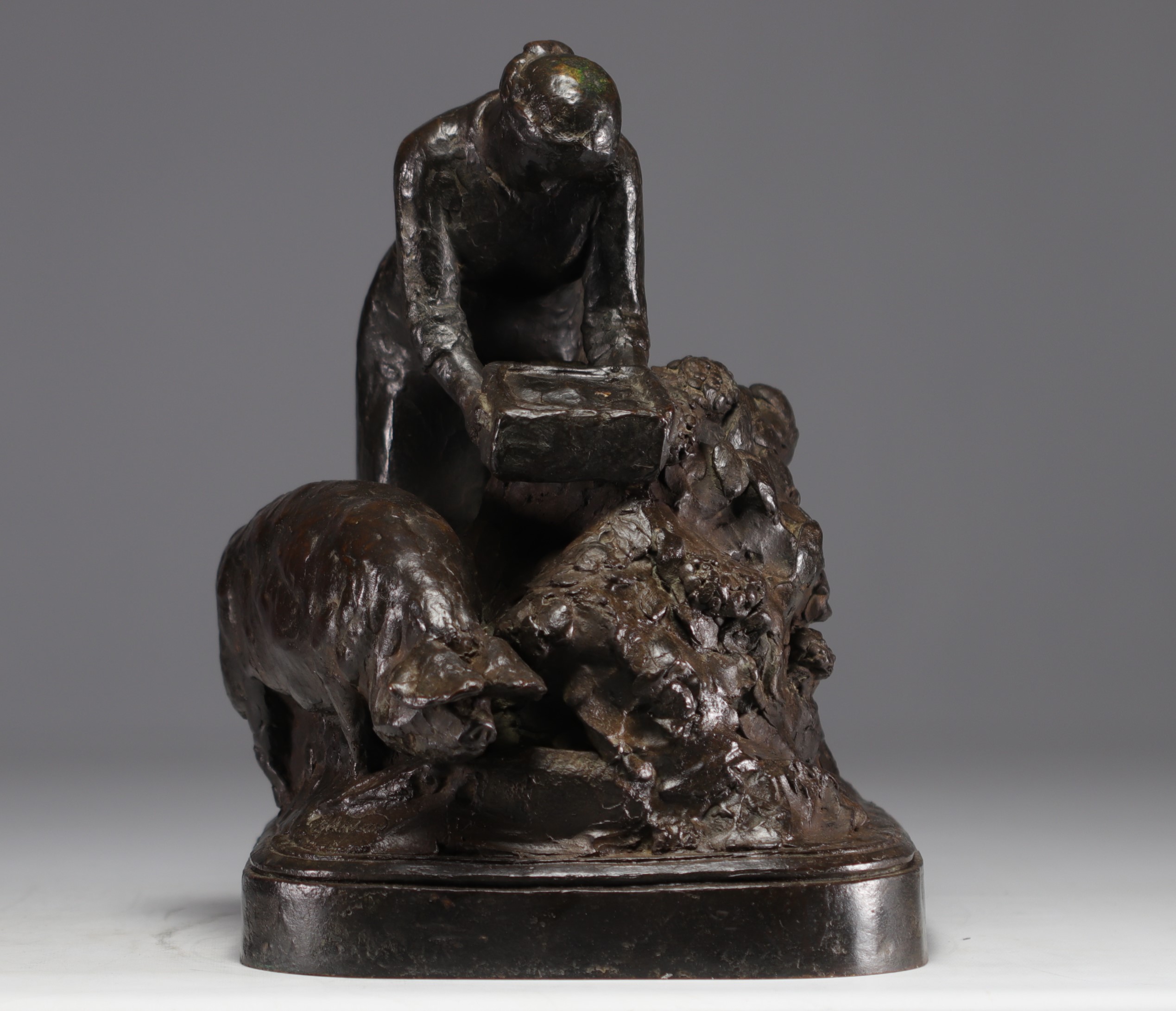 Henri Louis BOUCHARD (1875-1960) "The farmer feeding her pigs" Bronze sculpture - Image 2 of 8