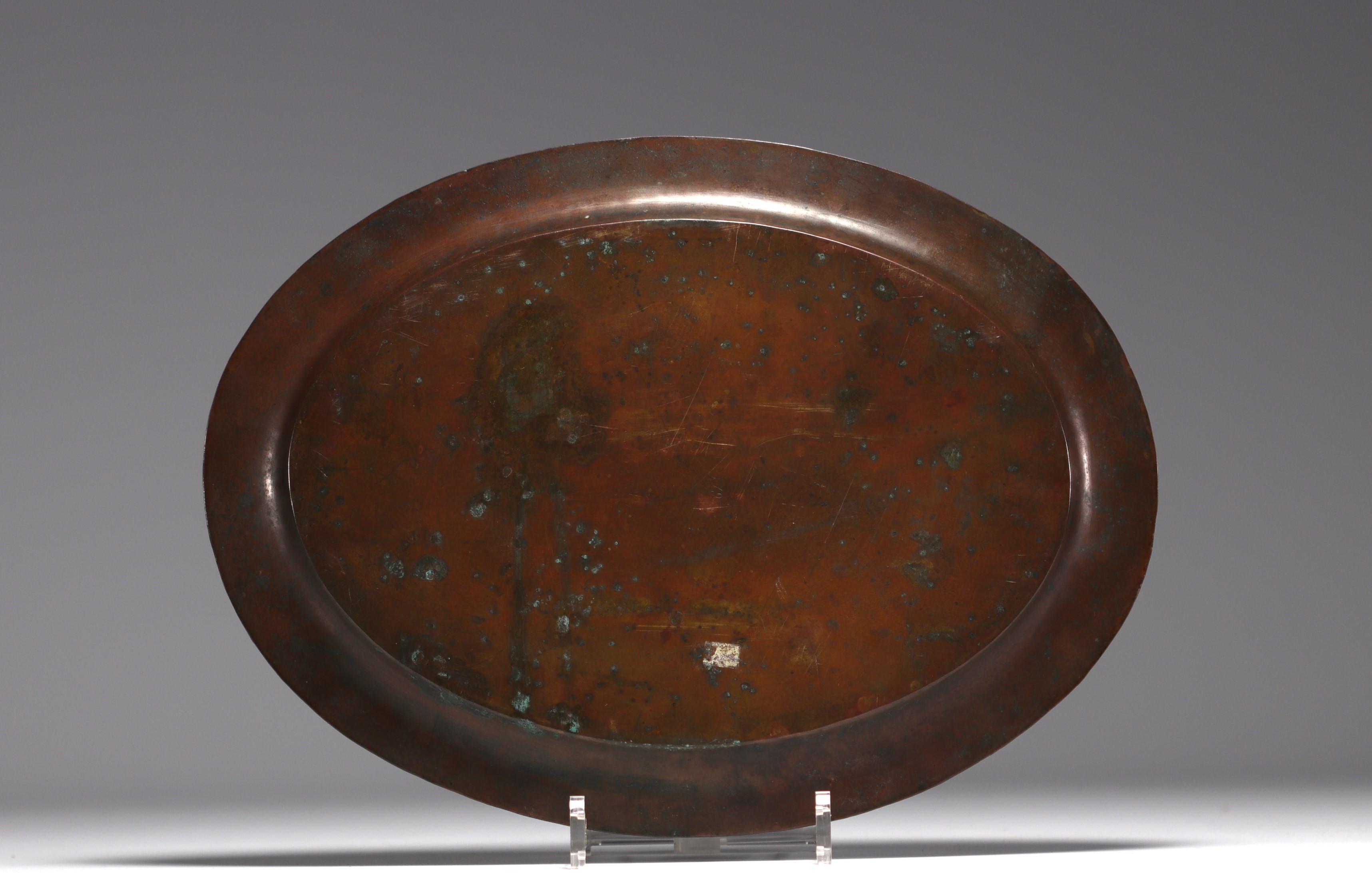 Iran - Copper and black lacquer tray with floral decoration, 19th-20th century - Image 2 of 2