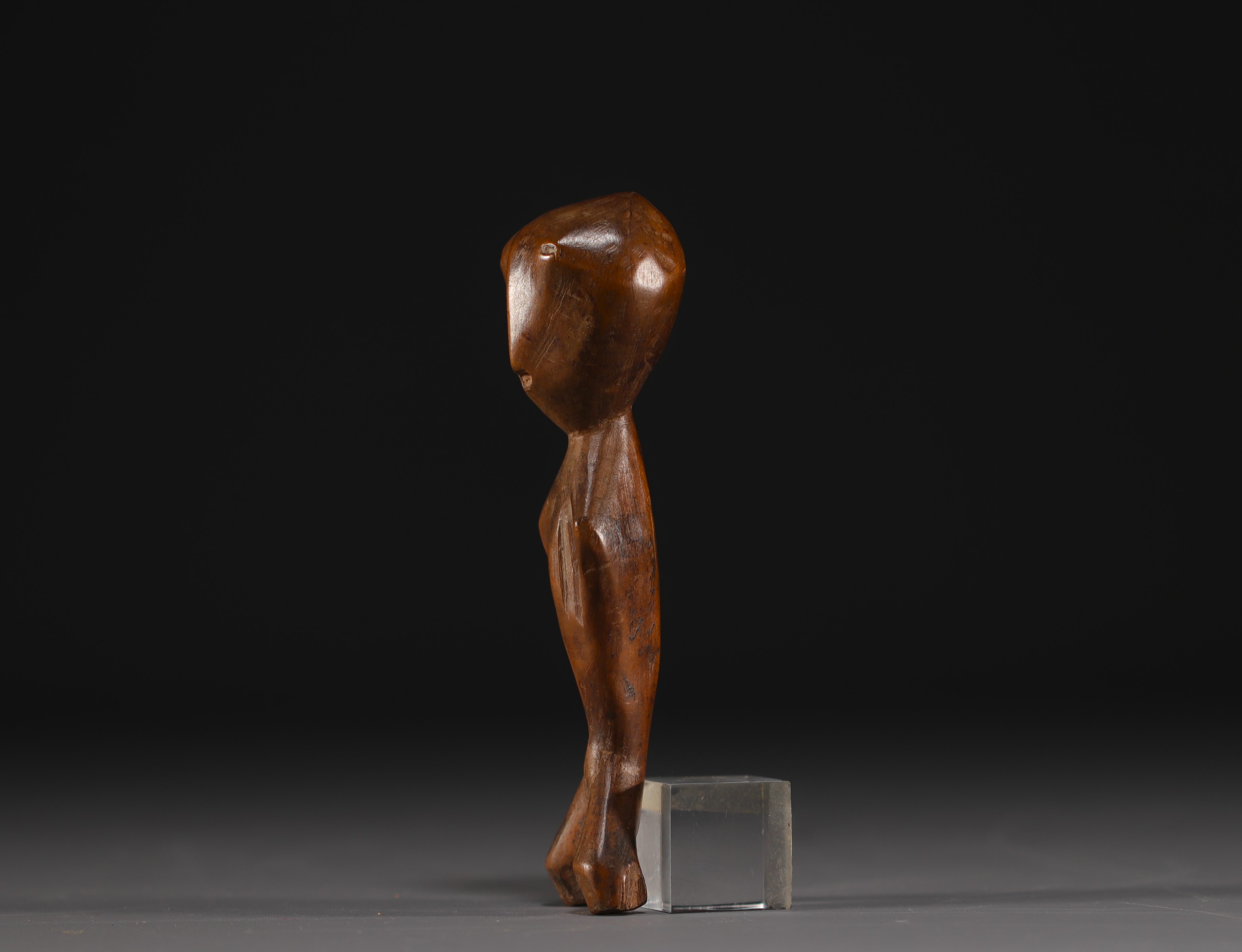 DRC - Lega statuette in carved wood. - Image 3 of 4
