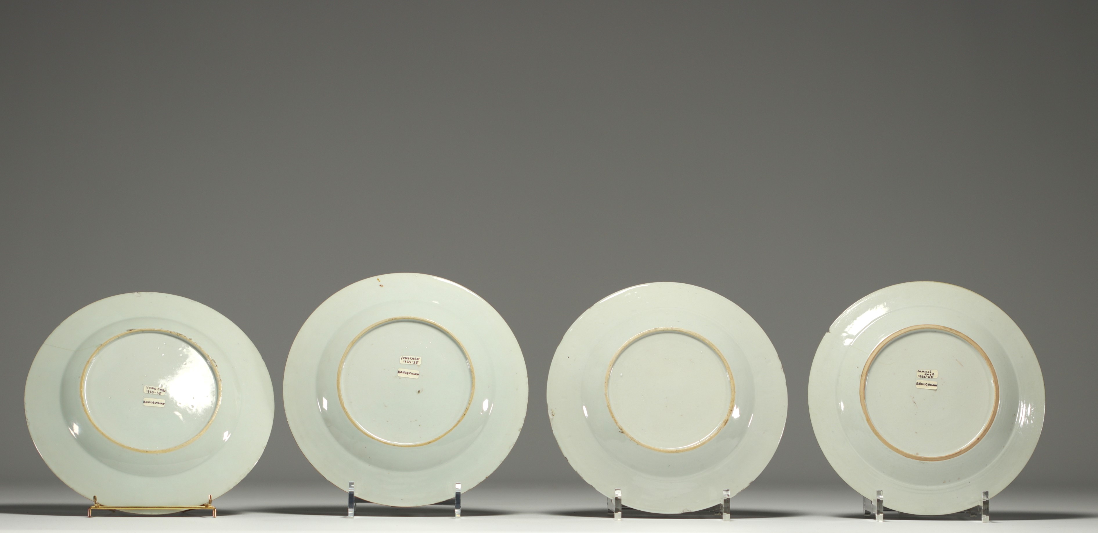 China - Set of four Famille Rose porcelain plates decorated with flowers. - Image 2 of 2