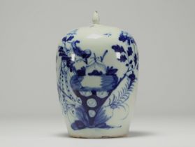 China - A blue-white porcelain ginger pot with floral decoration, 19th century.