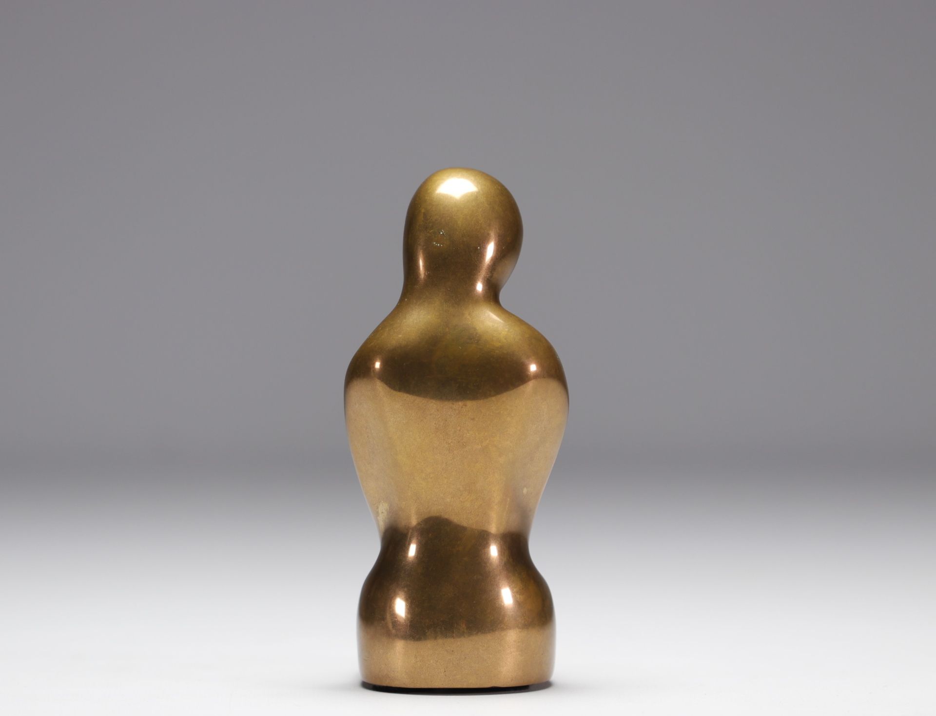 Louis TANARI (1940- ) â€˜Kneeling Womanâ€™ Bronze sculpture, circa 1970. - Bild 3 aus 3