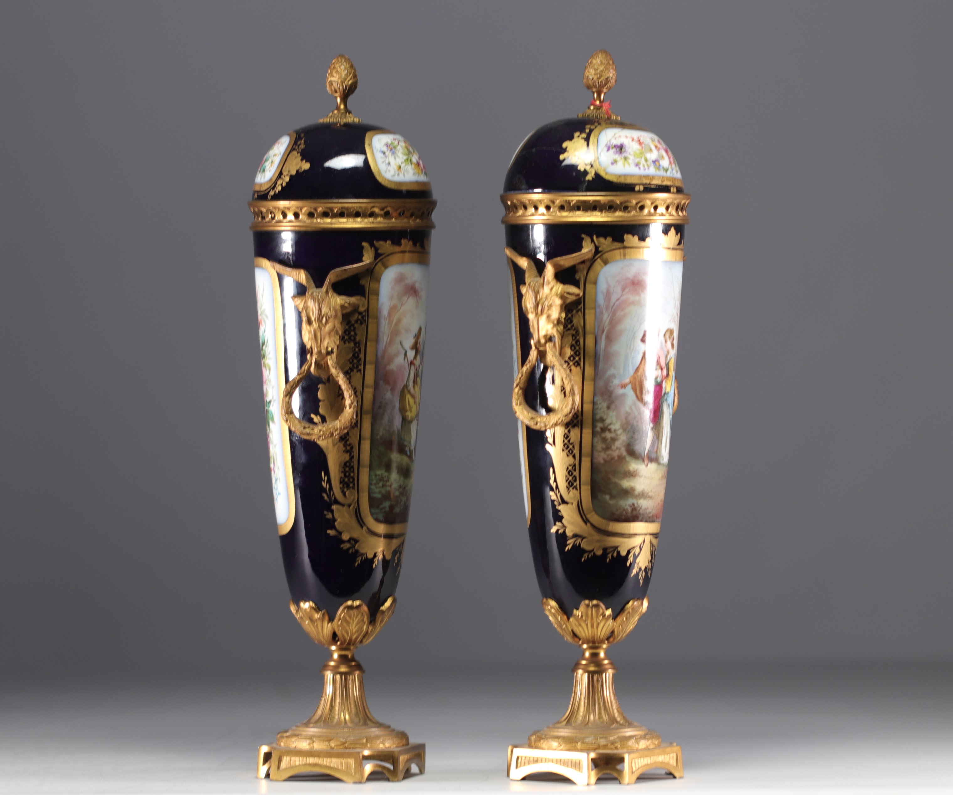 Sevres - Pair of bronze mounted porcelain covered cassolettes "Romantic scenes". - Image 2 of 4