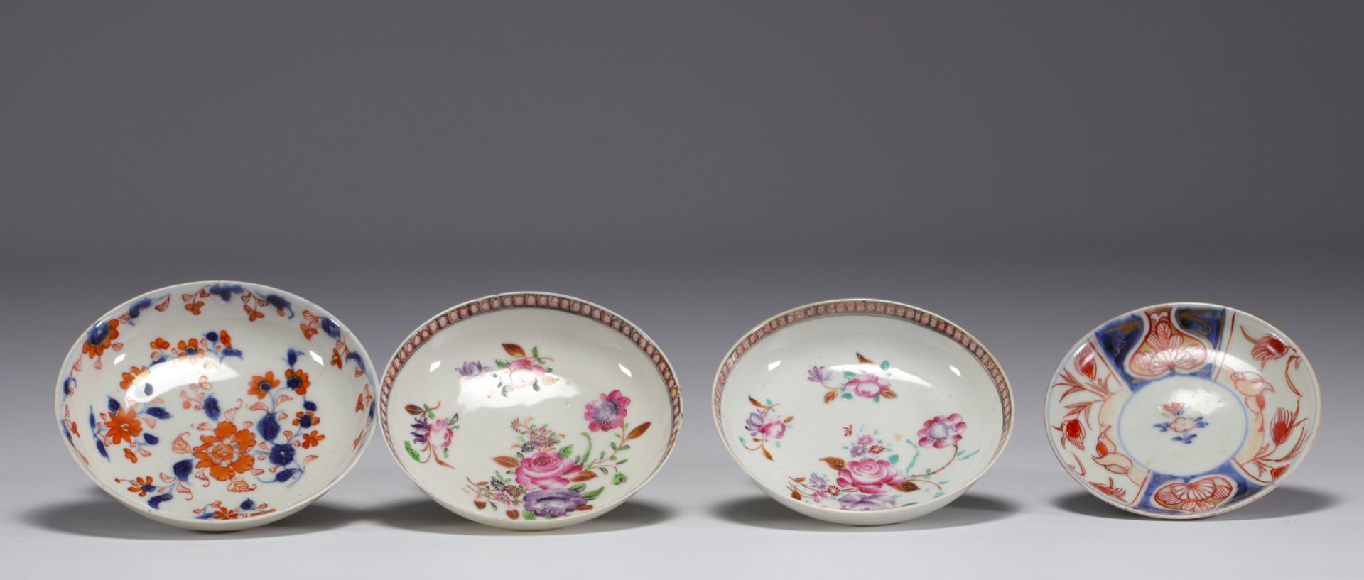 China - Set of various pieces of polychrome porcelain, 18th century. - Bild 3 aus 4