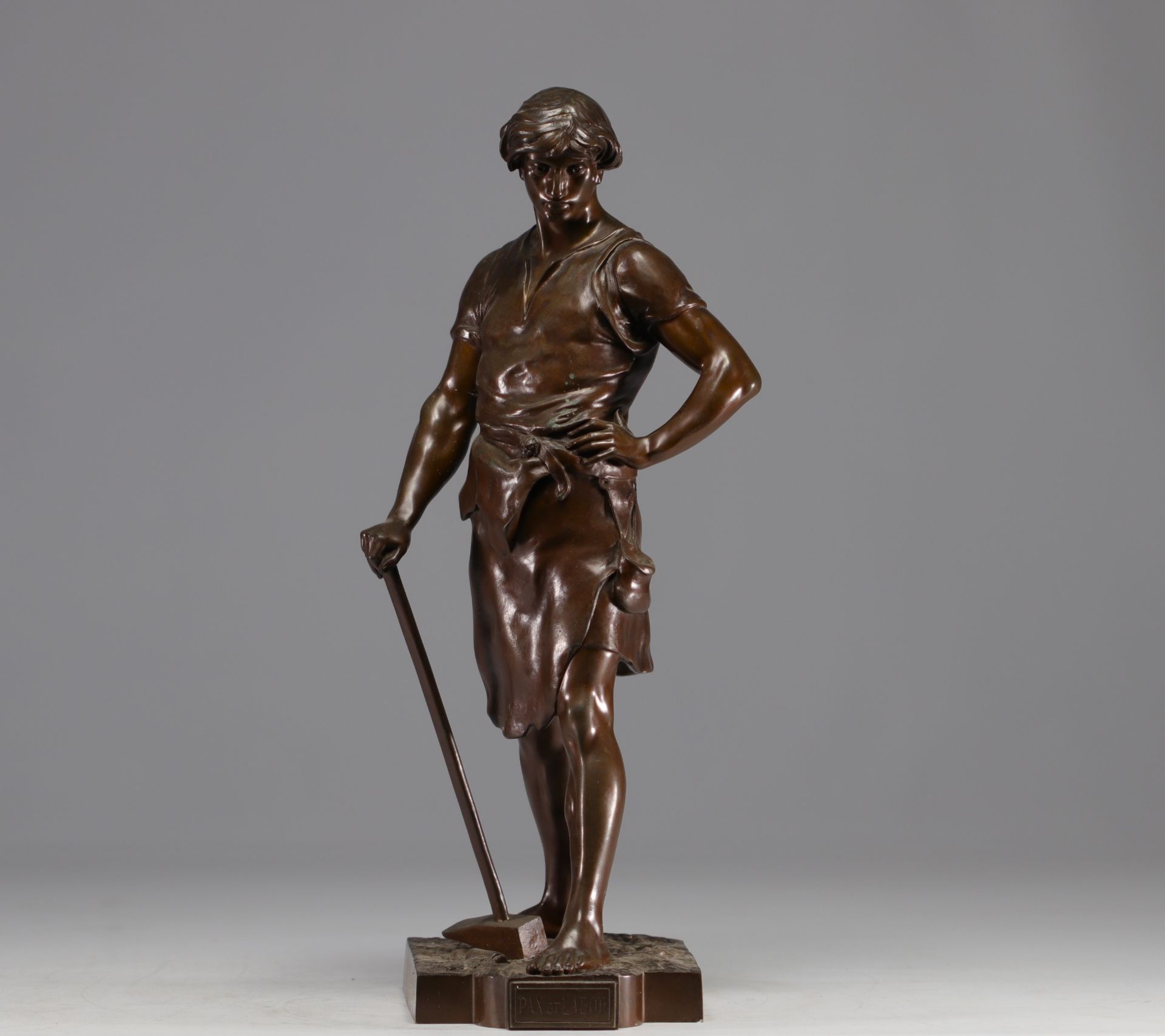 Emile - Louis PICAULT (1833-1915). "Pax et Labor" Statue in bronze.