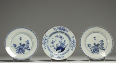 China - Set of three blue-white porcelain plates.