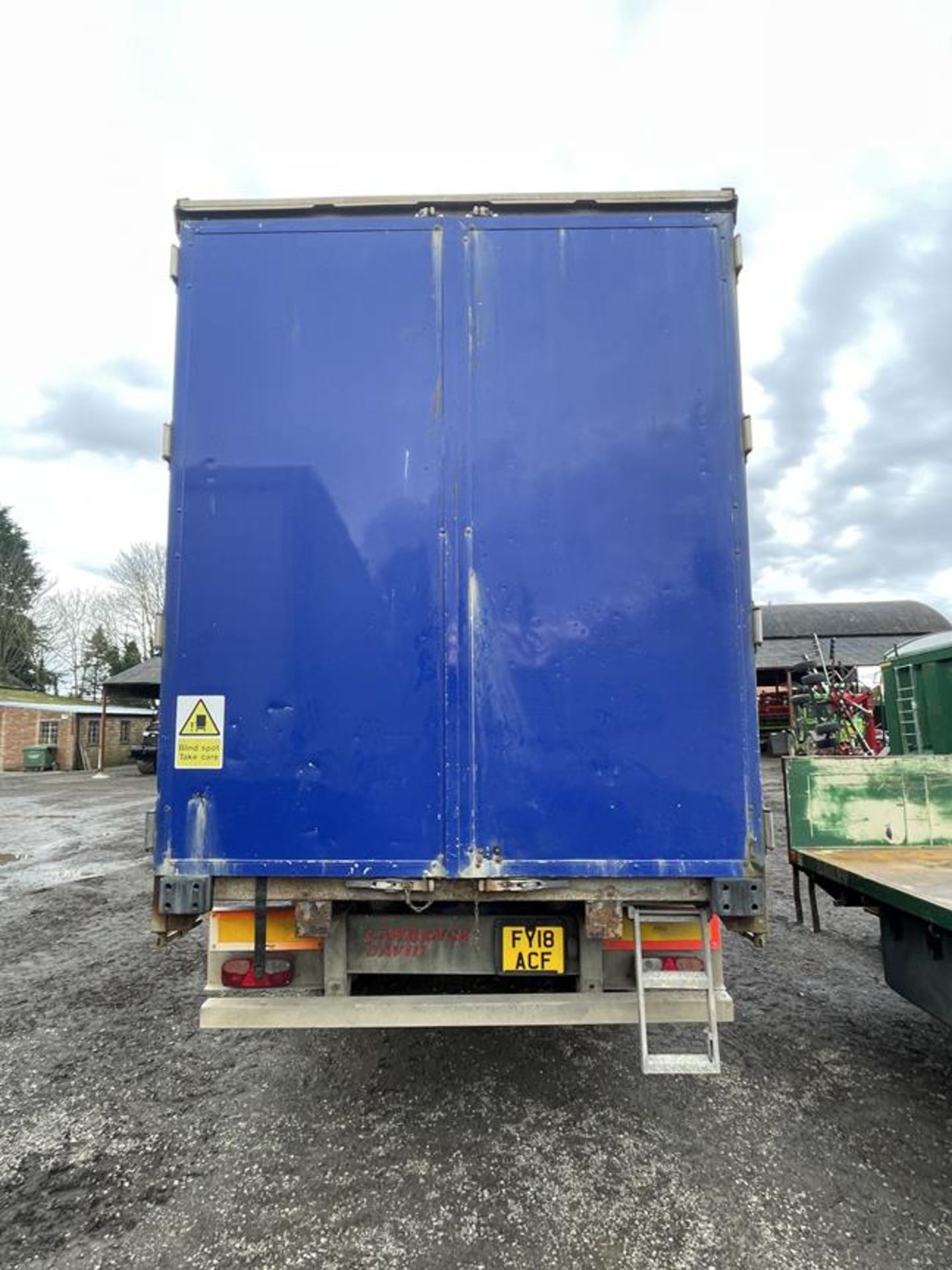 2006 Montracon EB+ ADR 25/2M Triple Axle Curtainside Trailer, VIN: 24688 with Rear Barn Doors. - Image 5 of 12