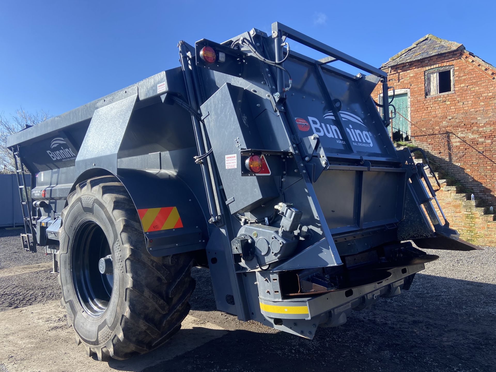 2023 Bunning 150 HD HBD Lowlander MkII Muck Spreader, S/No. MSL150HD HBD, Single Axle, Horizontal - Image 6 of 12