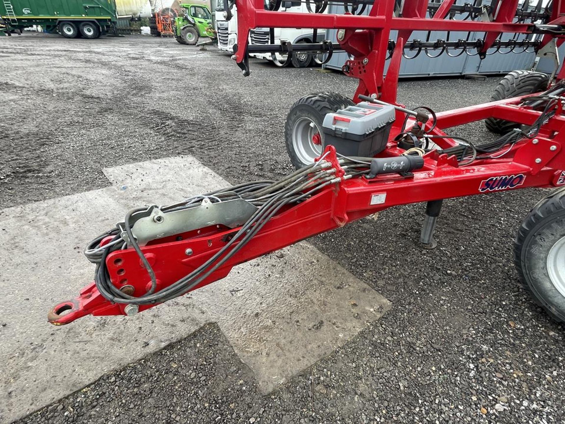2017 Sumo Strake S12 High Speed Straw Rake, S/No. AG251, 160 Tungsten Tipped Tines, Hydraulic - Image 6 of 8