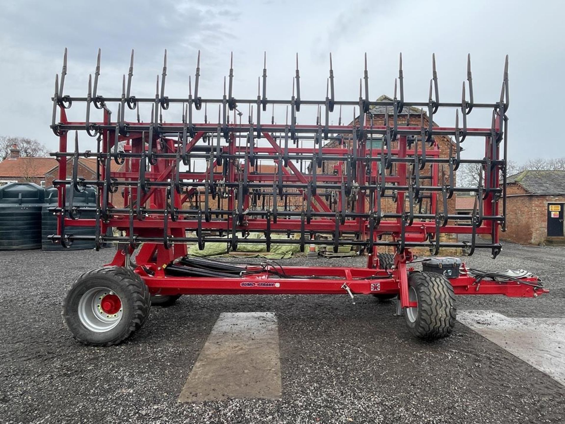 2017 Sumo Strake S12 High Speed Straw Rake, S/No. AG251, 160 Tungsten Tipped Tines, Hydraulic - Image 2 of 8