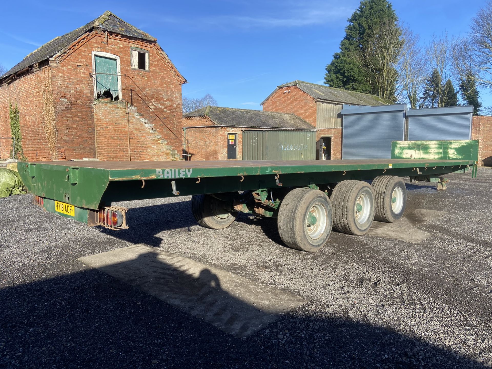 2014 Bailey 18-Ton 36' Triple Axle Flatbed Trailer S/No. 12528, 435/50R 19.5 Mini Super Single Tyres - Image 5 of 6