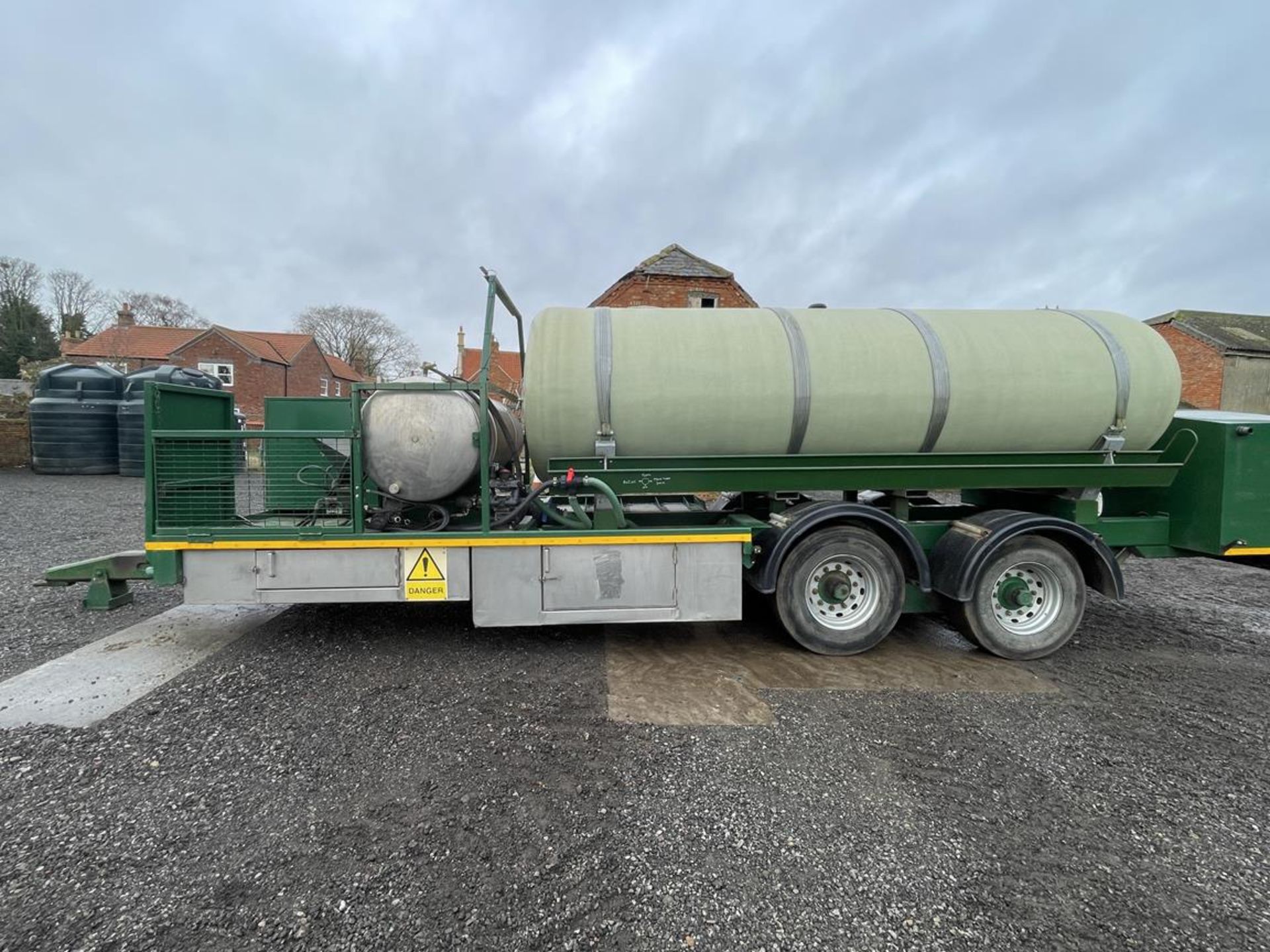 Bailey 18-Ton Double Axle Water Bowser Tailer Fitted with Kohler 9101.487 Diesel Pump with 1500L - Image 2 of 11