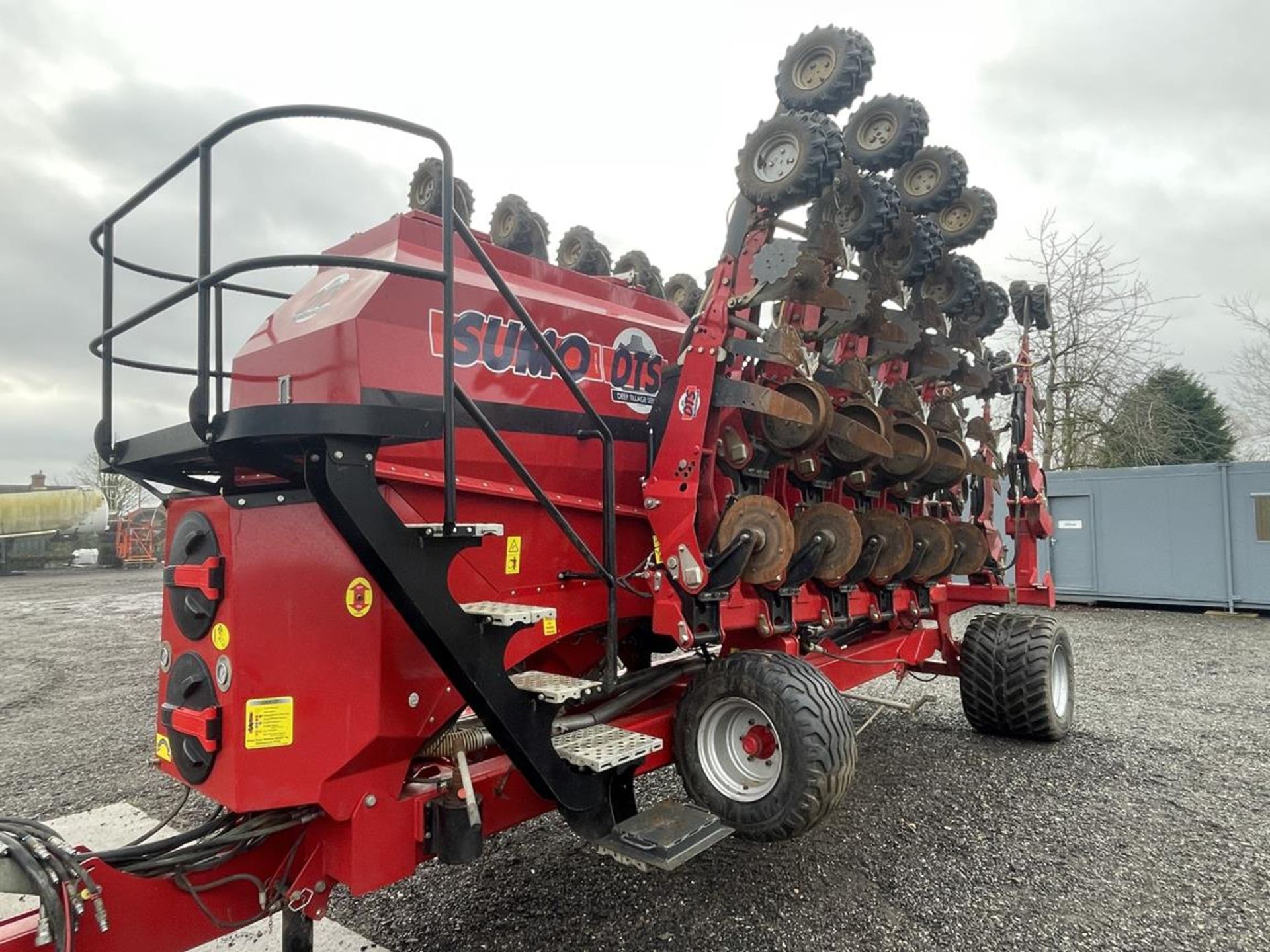 2020 Sumo DTS 9 Trailed Deep Tillage Seeder, S/No. B2356, Working Width 9m, Transport Width 2.9M, - Bild 4 aus 13