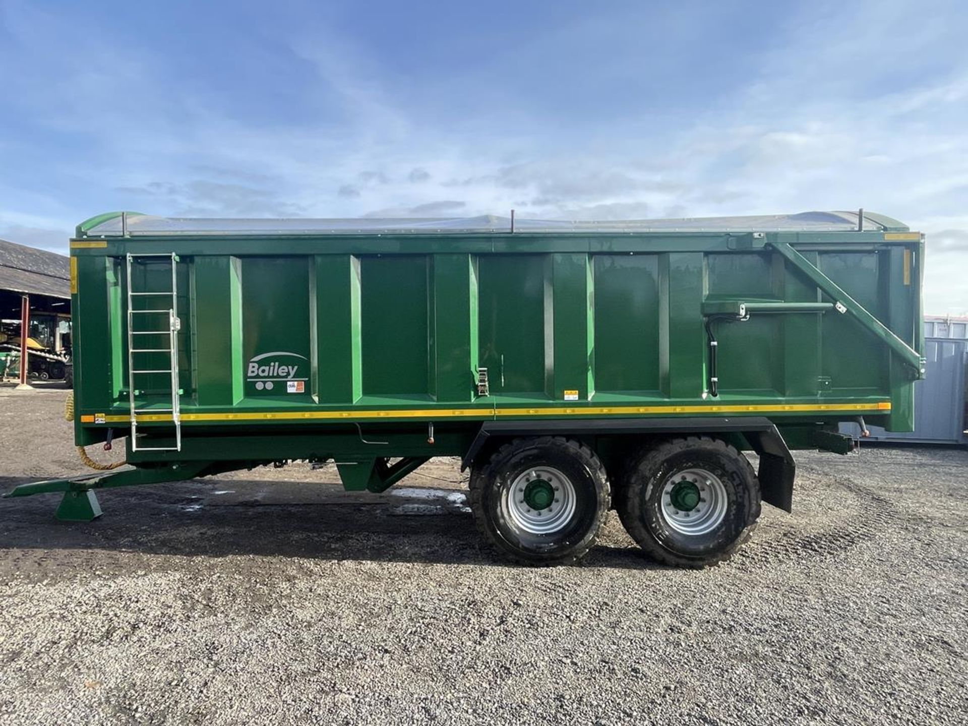 2021 Bailey TB 18-Ton Double Axle Trailer S/No. 2228118, 560/60R22.5 Michelin Tyres, Rollover