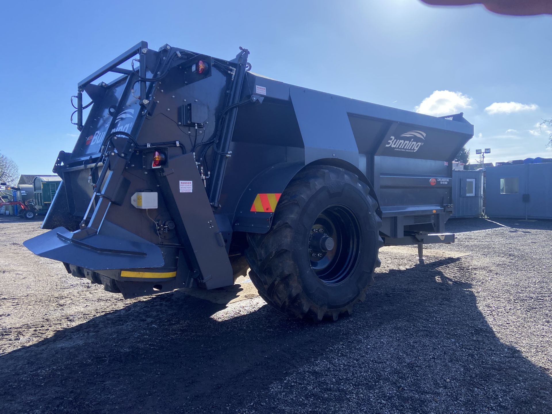 2023 Bunning 150 HD HBD Lowlander MkII Muck Spreader, S/No. MSL150HD HBD, Single Axle, Horizontal - Image 3 of 12