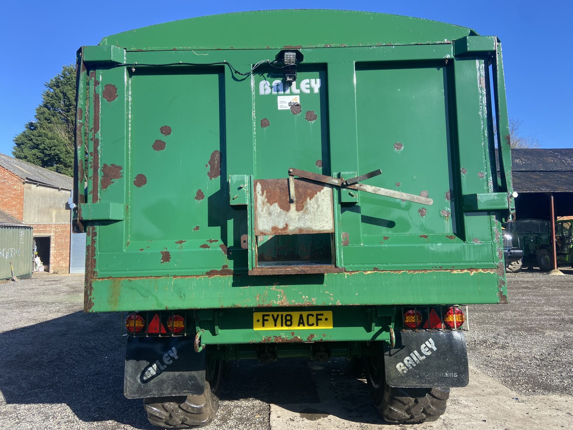 2015 Bailey TB 16-Ton Double Axle Hydraulic Tipper Trailer S/No. 14277, 560/60R22.5 Flotation - Image 6 of 10