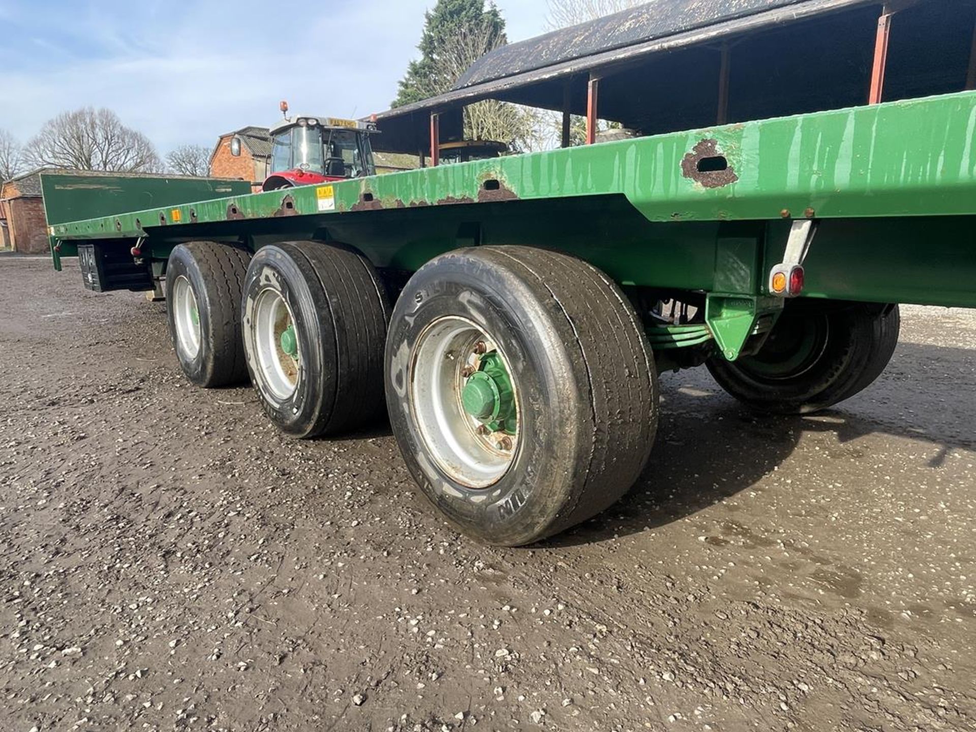 2019 Bailey 36' 18-Ton Flat Deck Triple Axle Flatbed Trailer, S/No. 193818, 435/50R19.5 Mini Super - Image 5 of 7