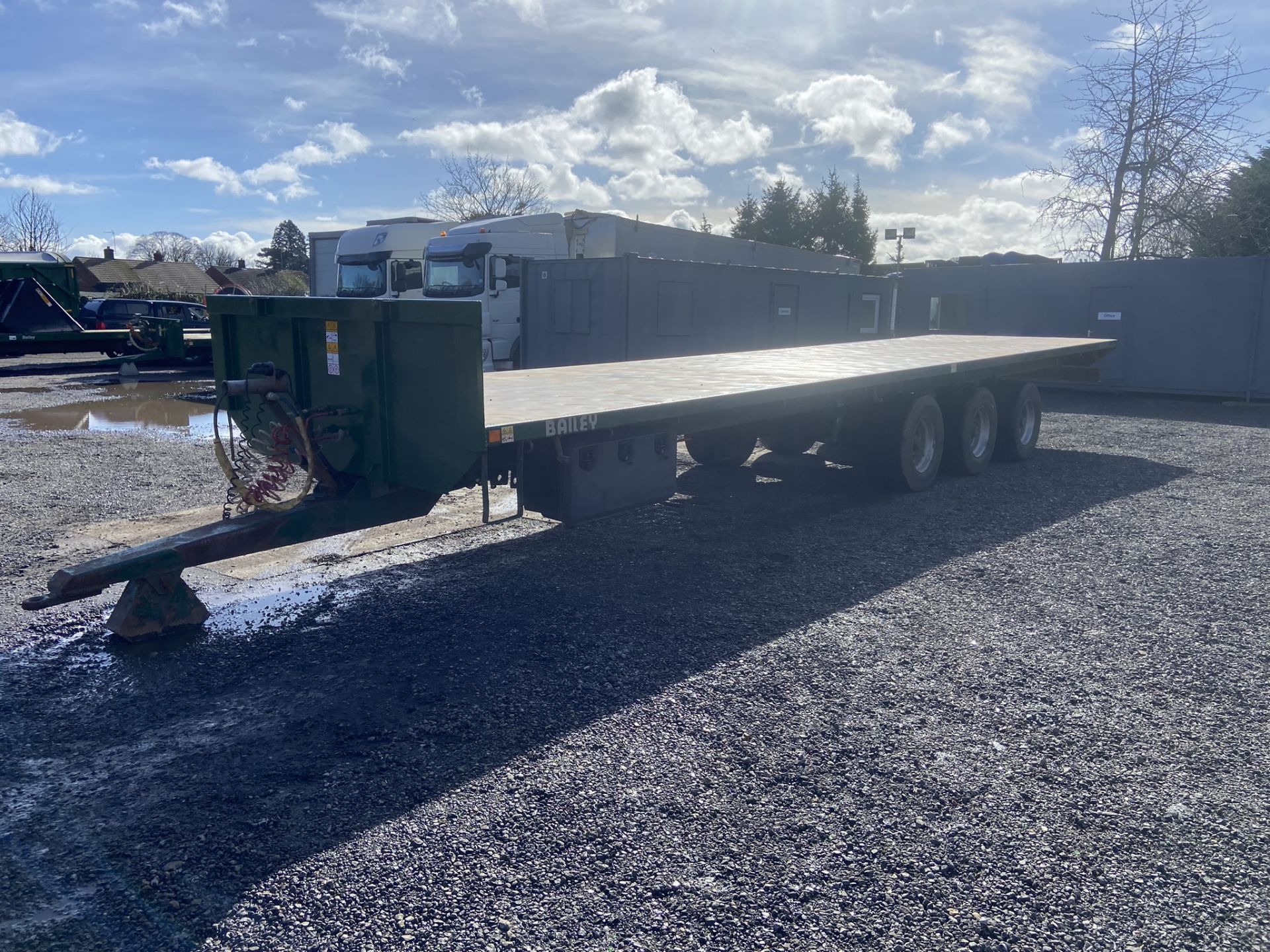 2014 Bailey 18-Ton 36' Triple Axle Flatbed Trailer S/No. 12527, 435/50R 19.5 Mini Super Single Tyres - Image 6 of 7