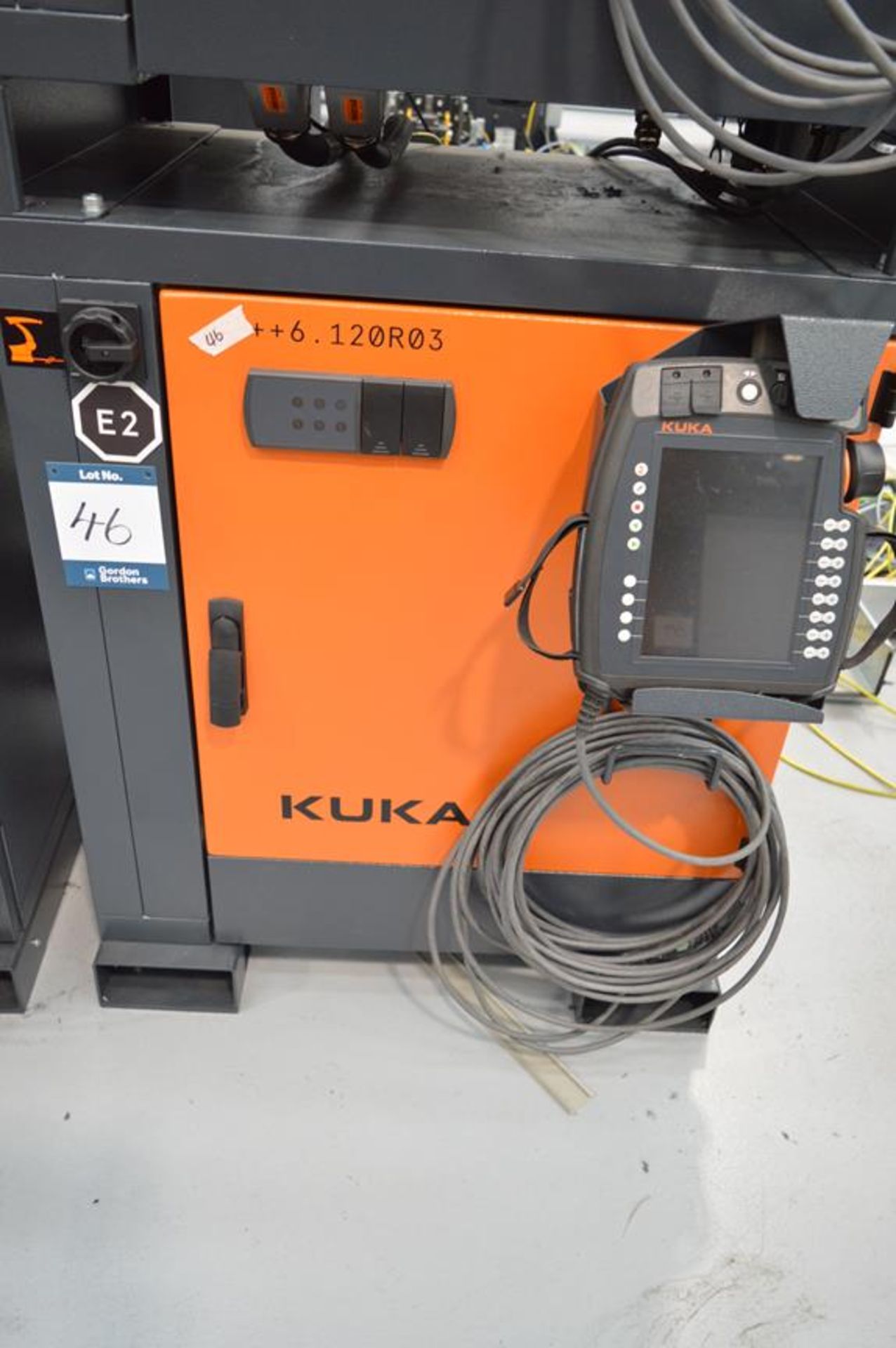 Kuka, KR360/R2830 six axis robot on extended pedestal, Serial No. 4380801 (DOM: 2021) with KR C4 - Image 5 of 6