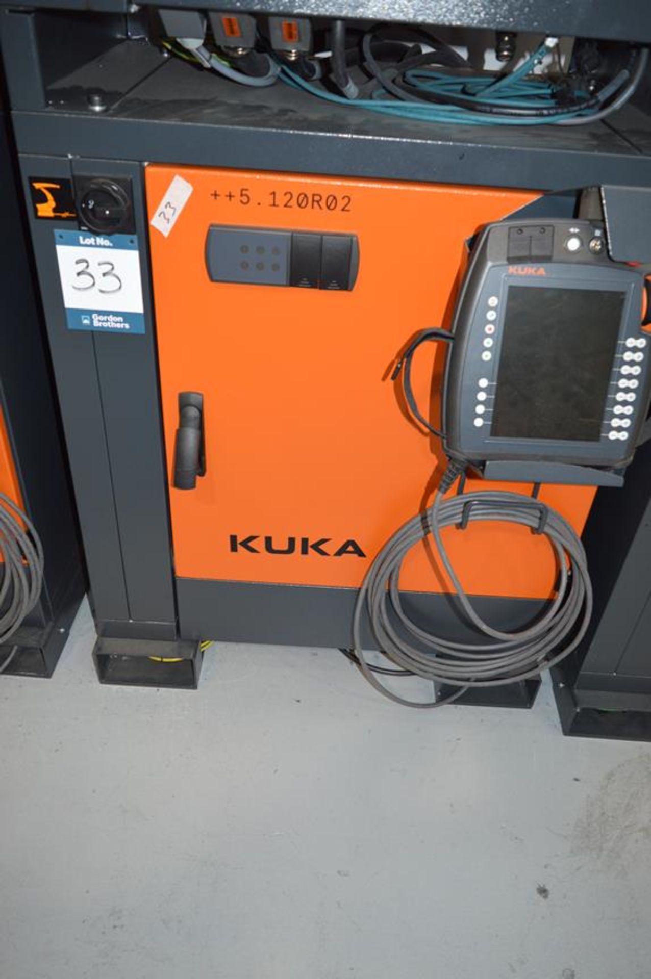 Kuka, KR360/R2830 six axis robot with extended pedestal, Serial No. 4380718 (DOM: 2021) with KR C4 - Image 4 of 5