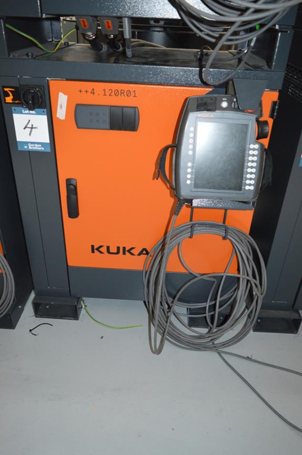 Kuka, KR360/R2830 six axis robot on extended pedestal, Serial No. 430714 (DOM: 2021) with KR C4 - Image 4 of 5